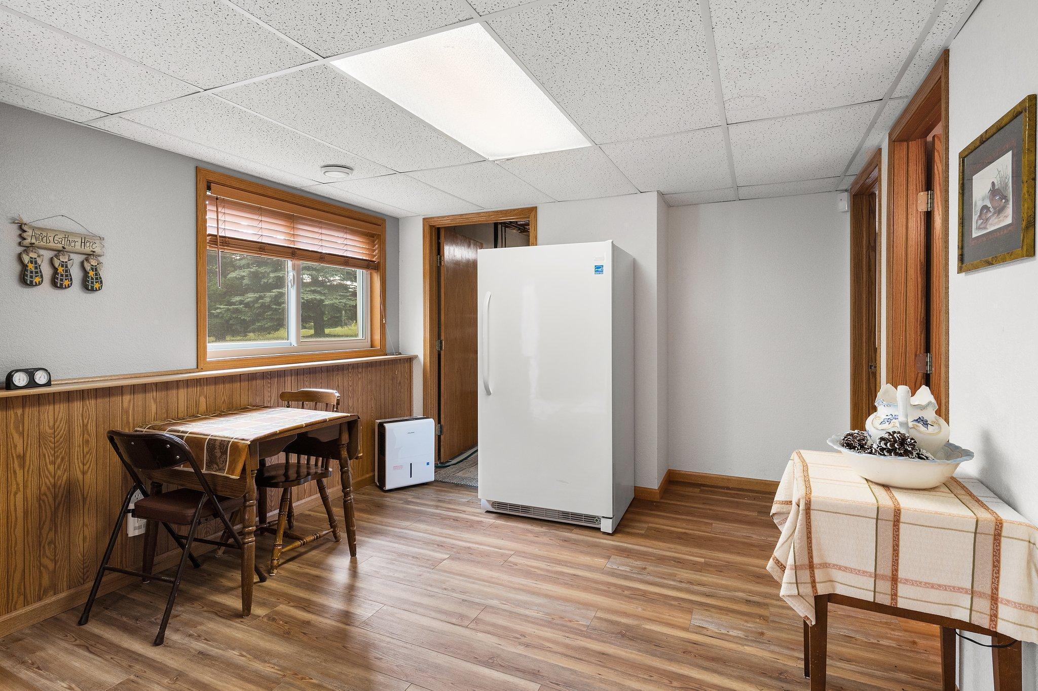 31787 Lakeway Drive NE