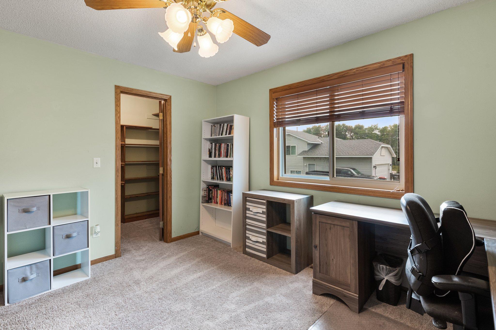 31787 Lakeway Drive NE