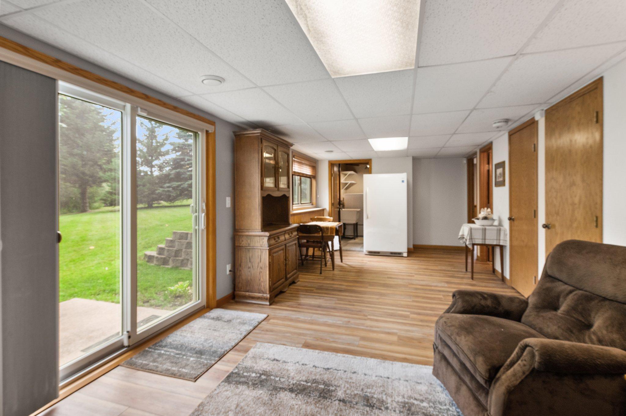 31787 Lakeway Drive NE