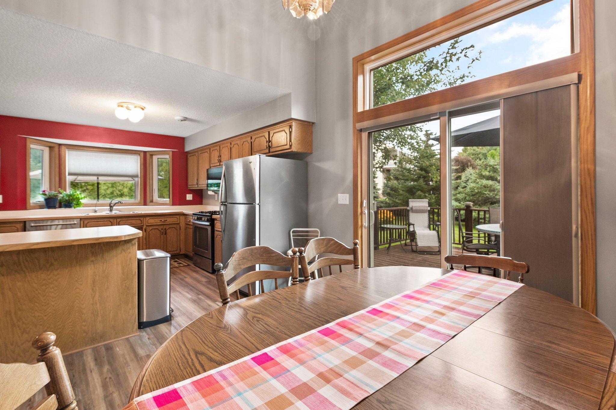 31787 Lakeway Drive NE