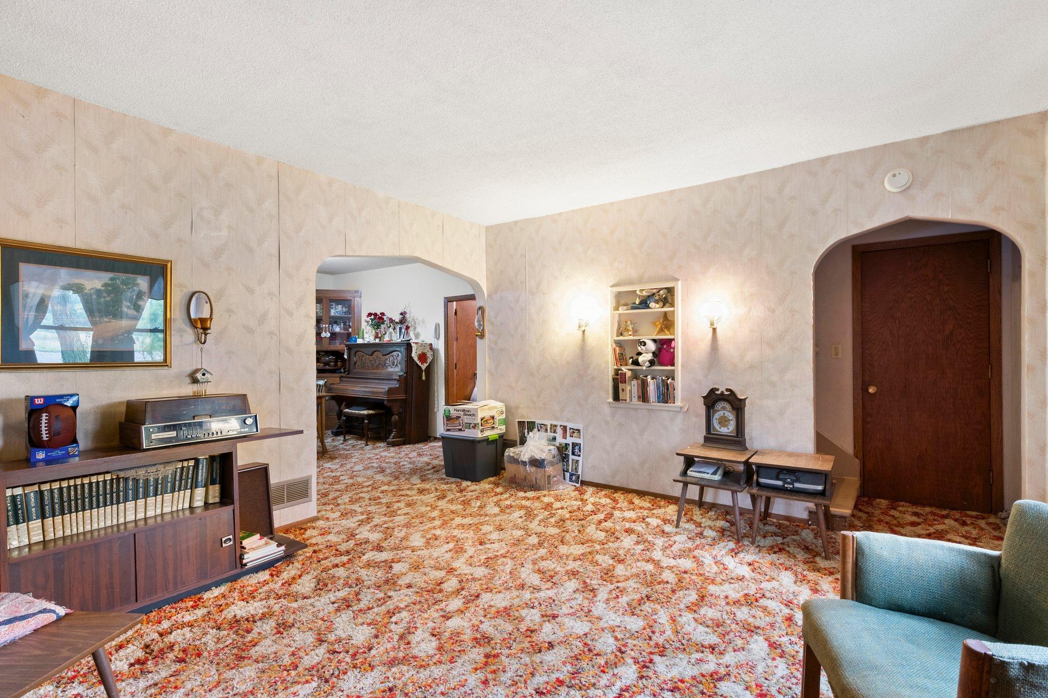 32820 Flanders Street NE