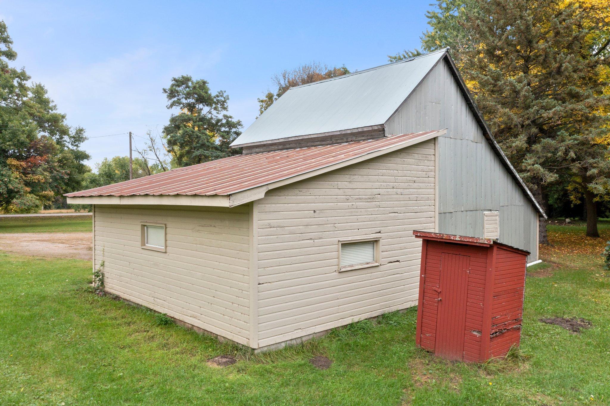 32820 Flanders Street NE