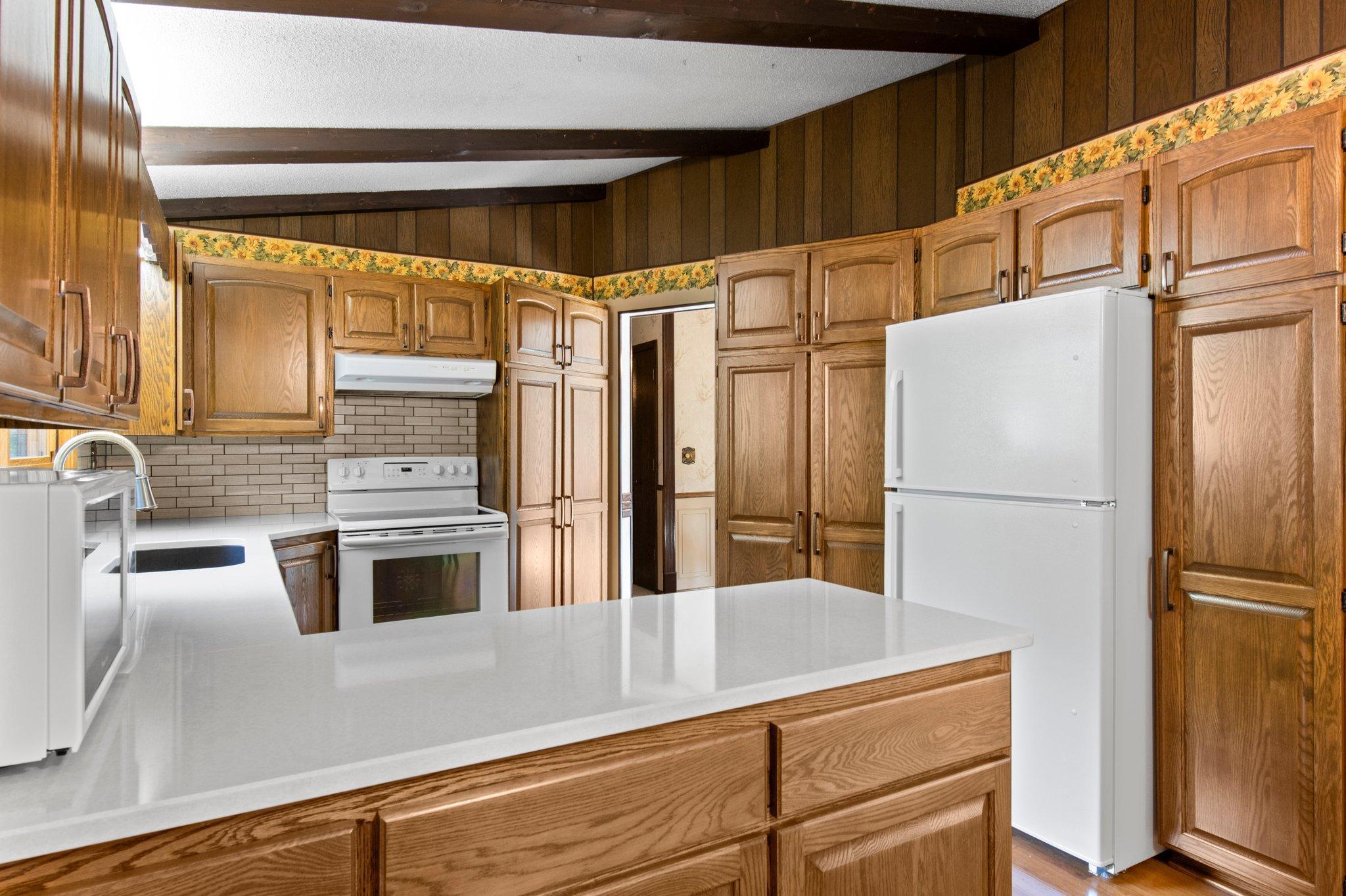 2965 Juniper Street S