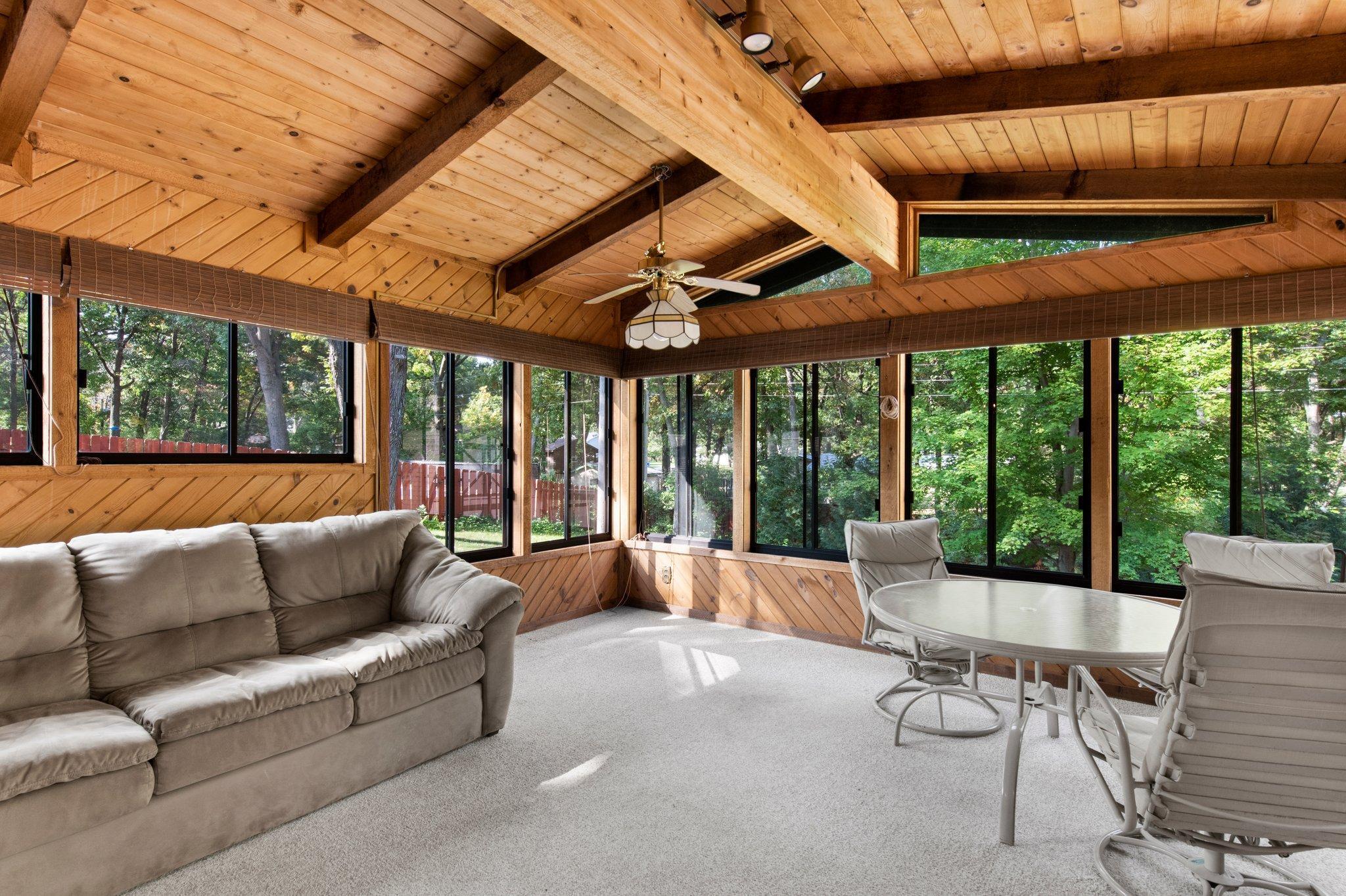 2965 Juniper Street S