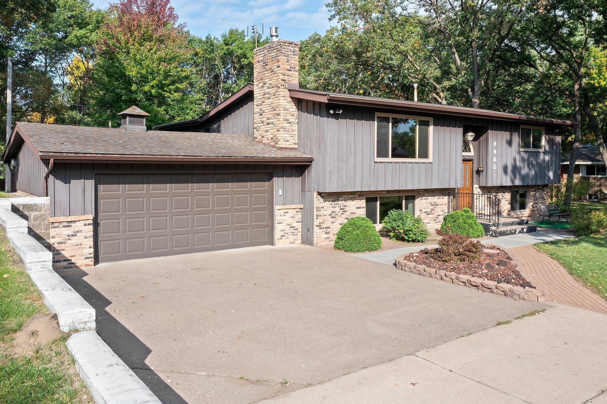 2965 Juniper Street S