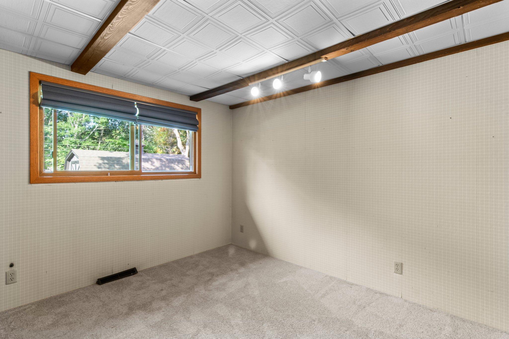 2965 Juniper Street S