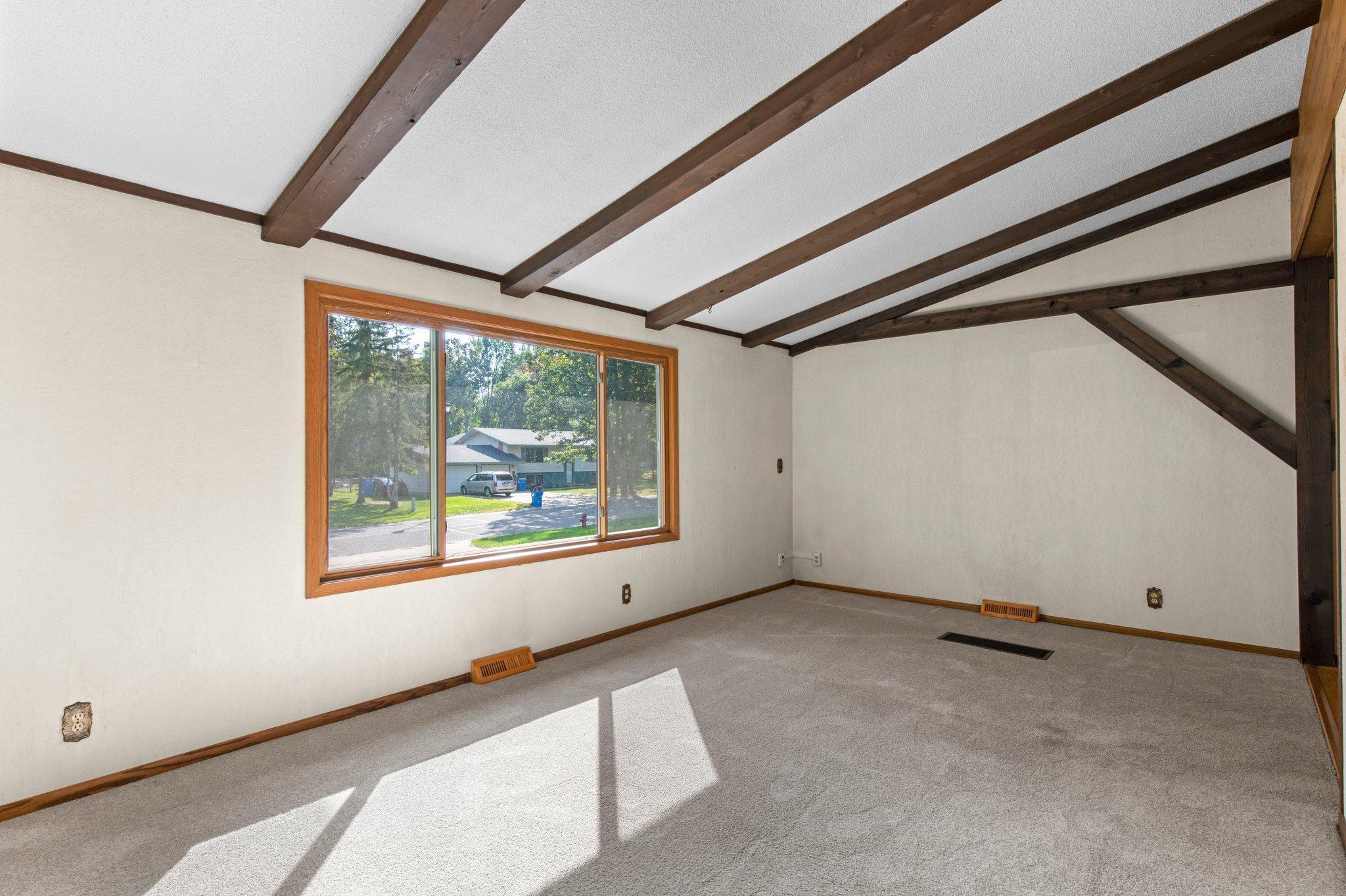 2965 Juniper Street S