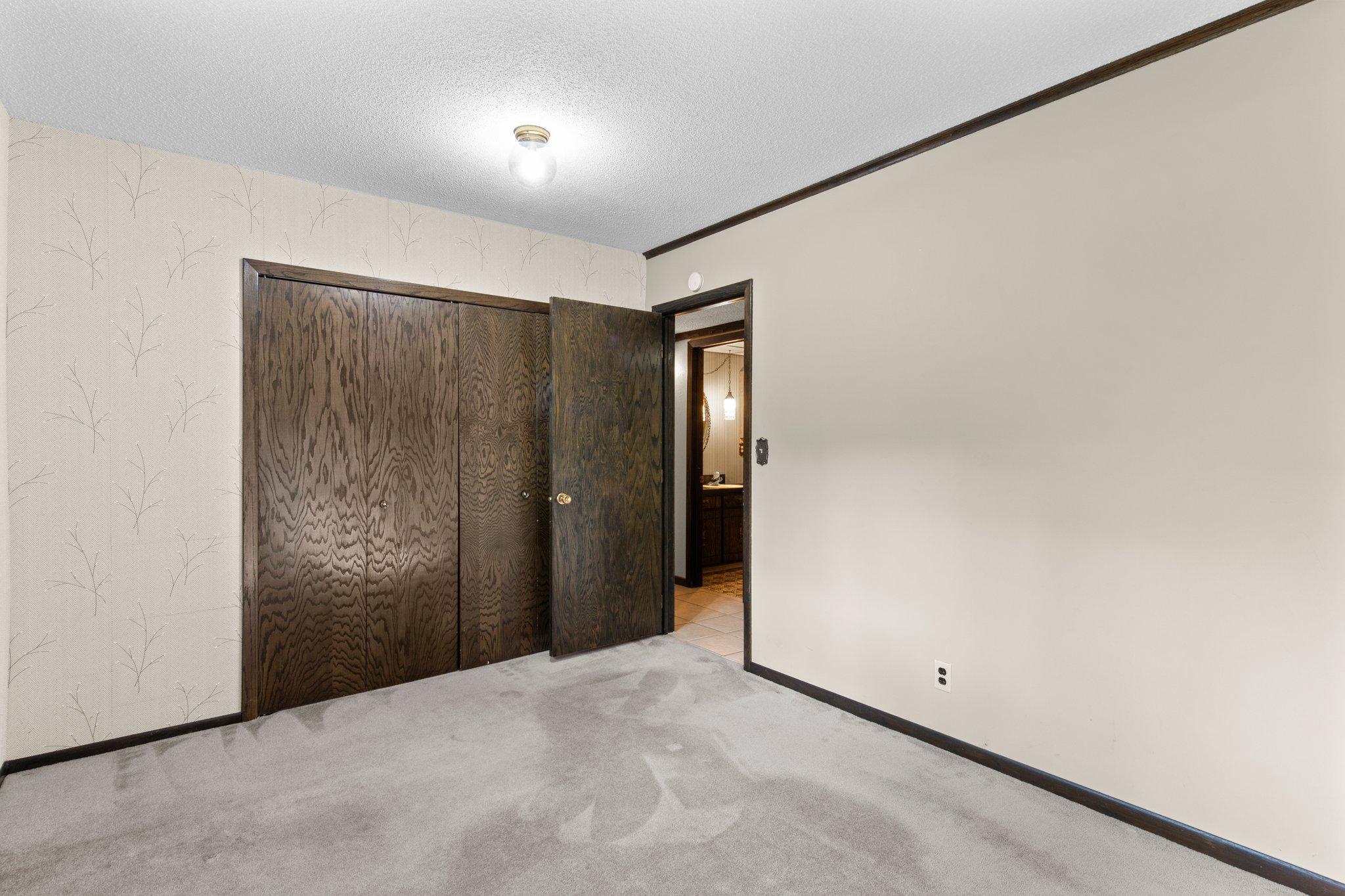 2965 Juniper Street S