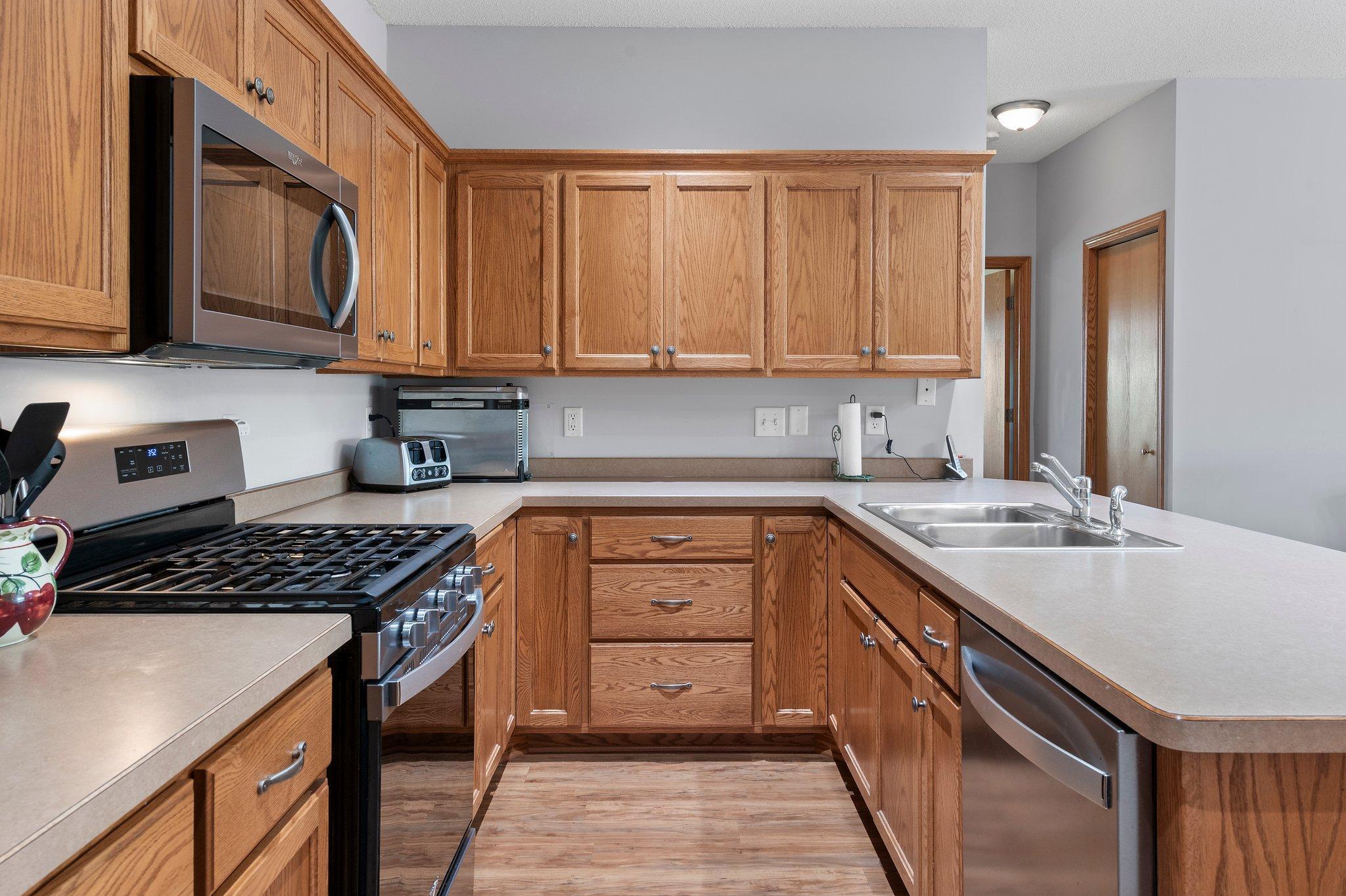 345 Roosevelt Street S Unit: J