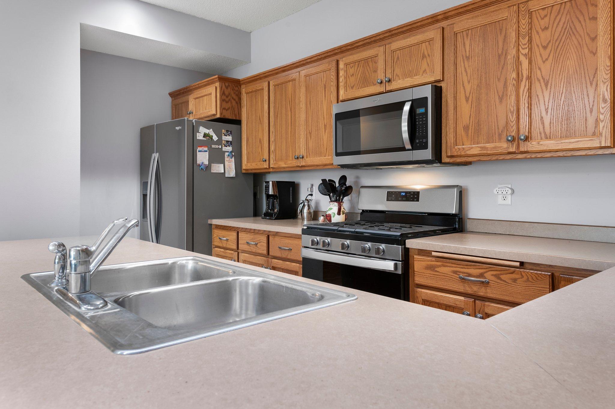 345 Roosevelt Street S Unit: J