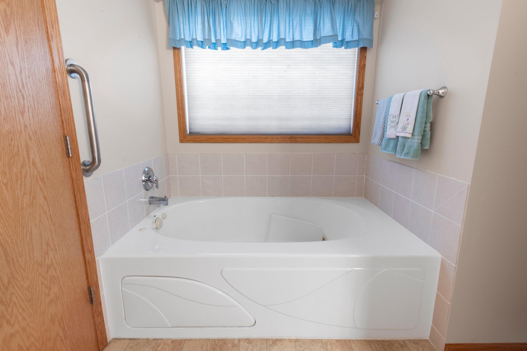 345 Roosevelt Street S Unit: J