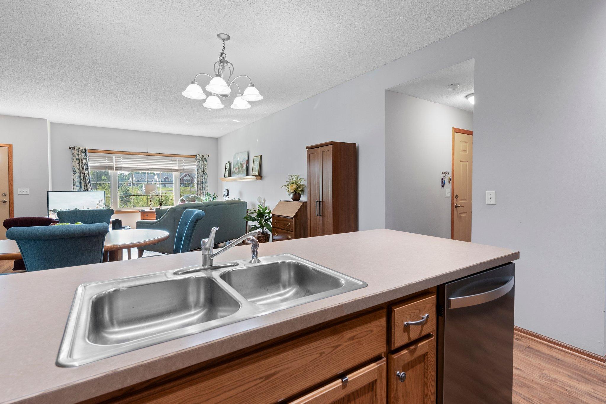 345 Roosevelt Street S Unit: J