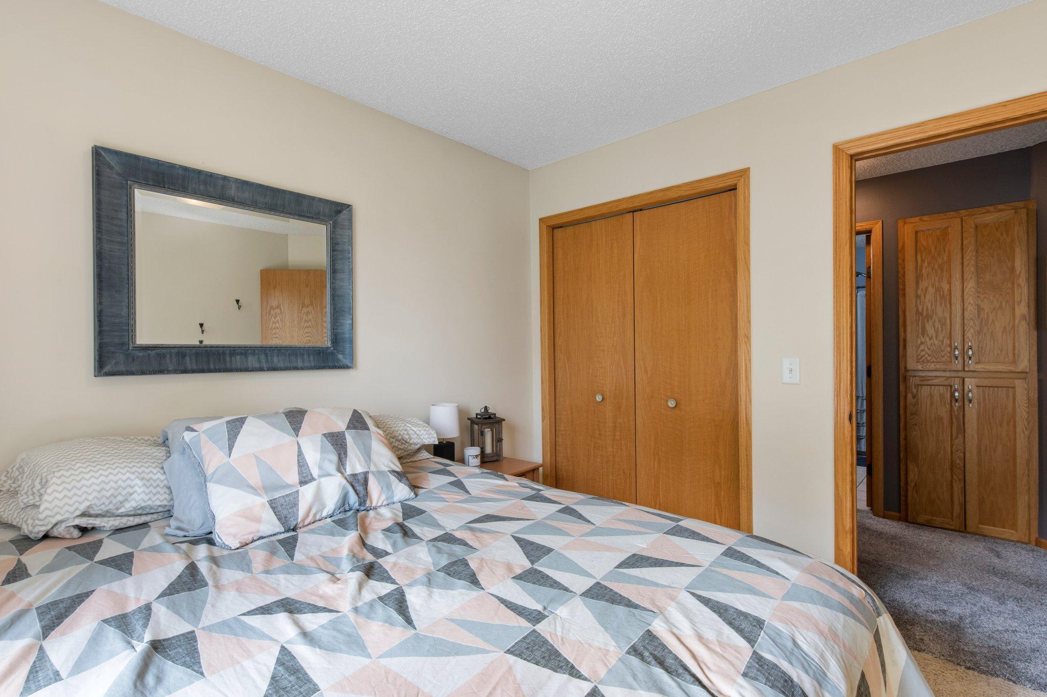 2200 Bridgewater Boulevard S