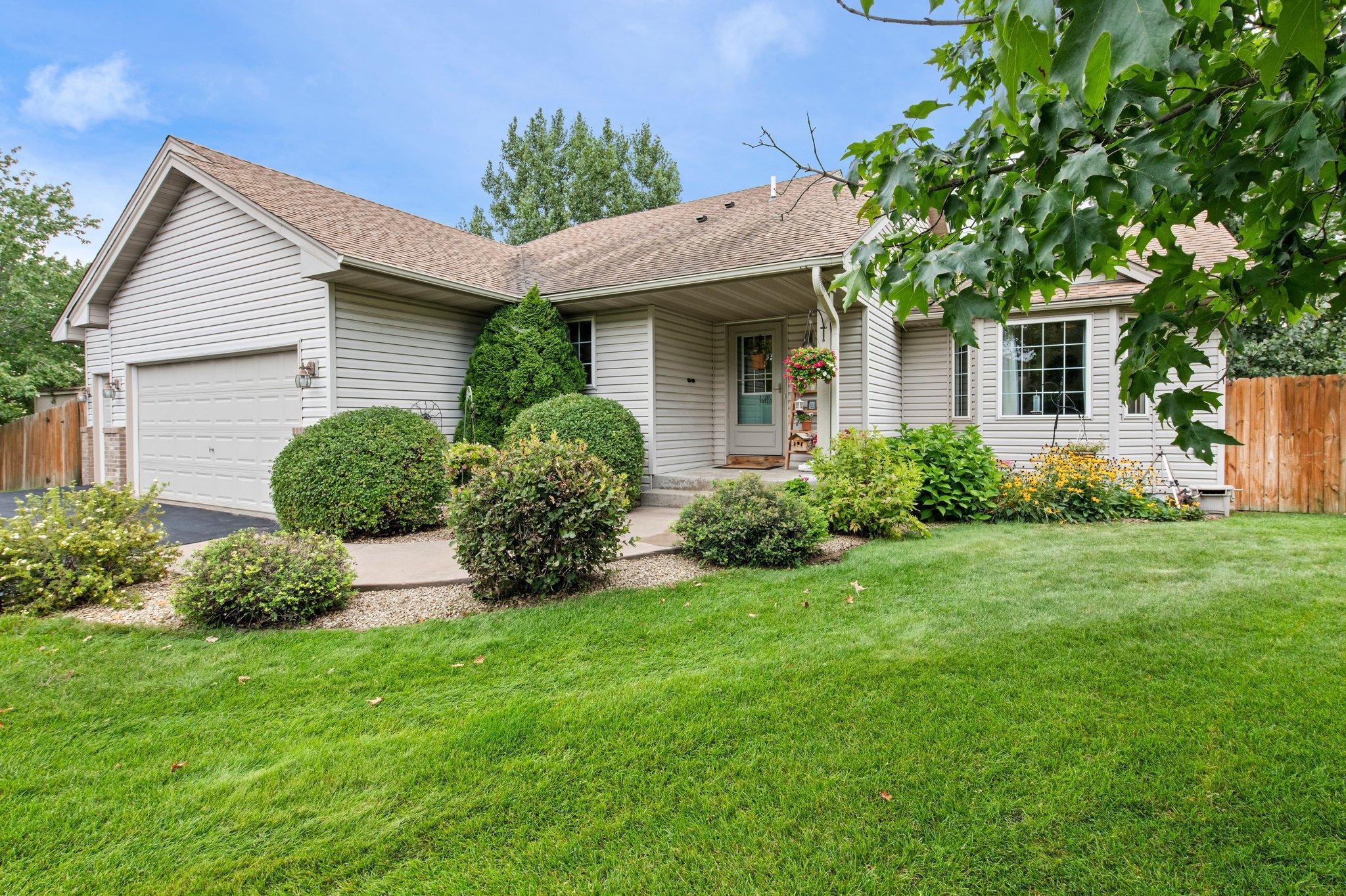 2200 Bridgewater Boulevard S