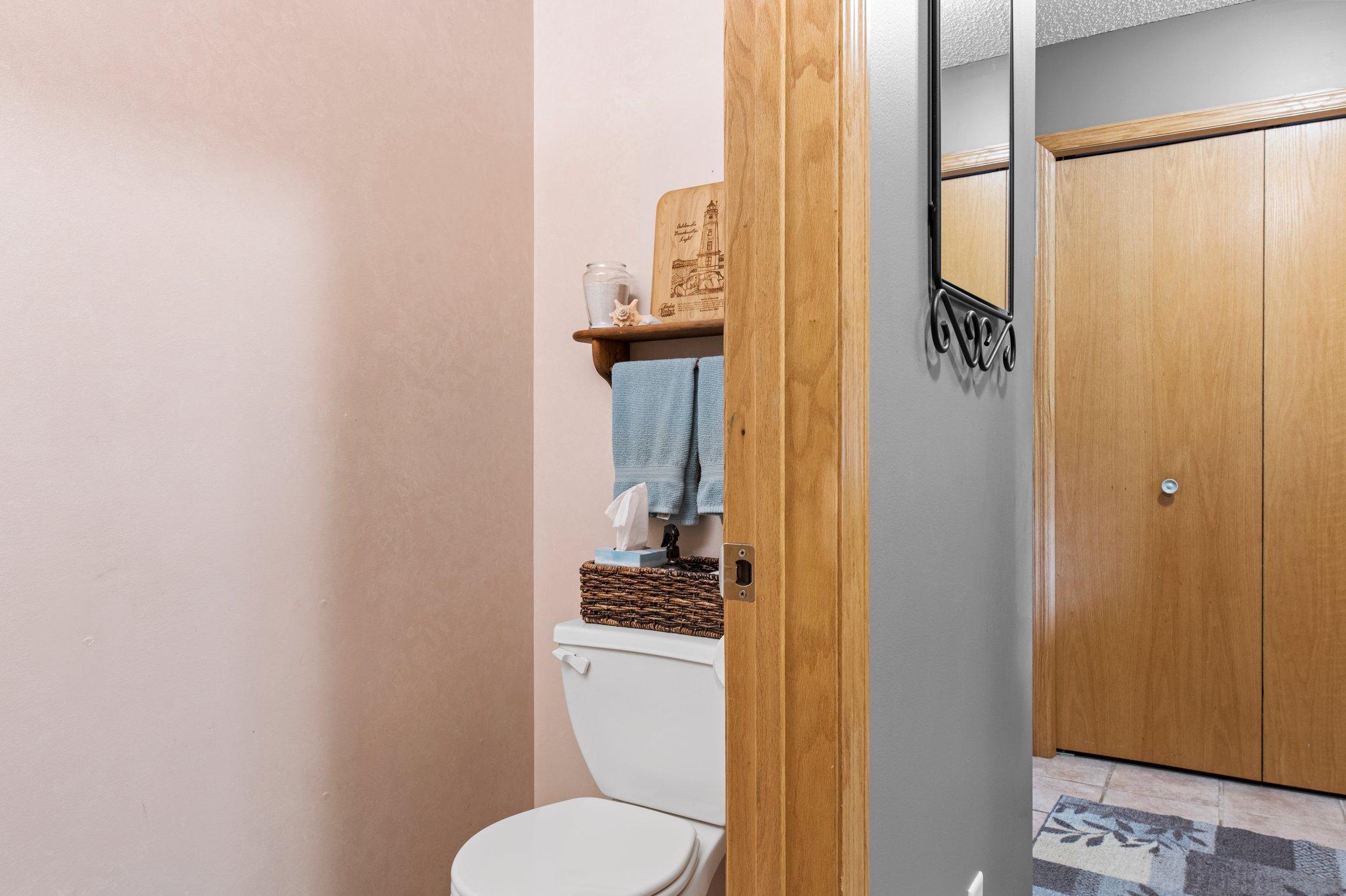 2200 Bridgewater Boulevard S