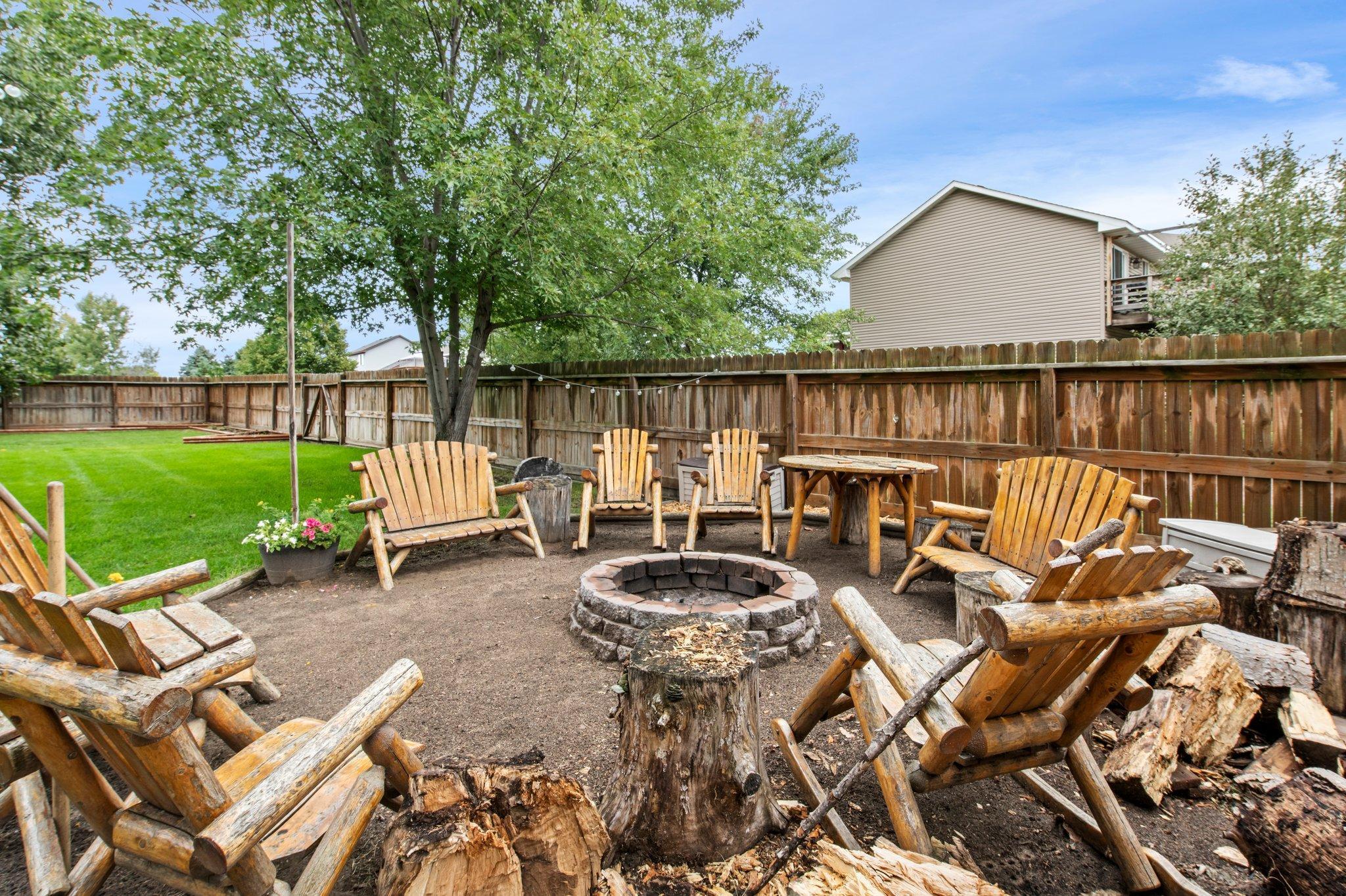 2200 Bridgewater Boulevard S