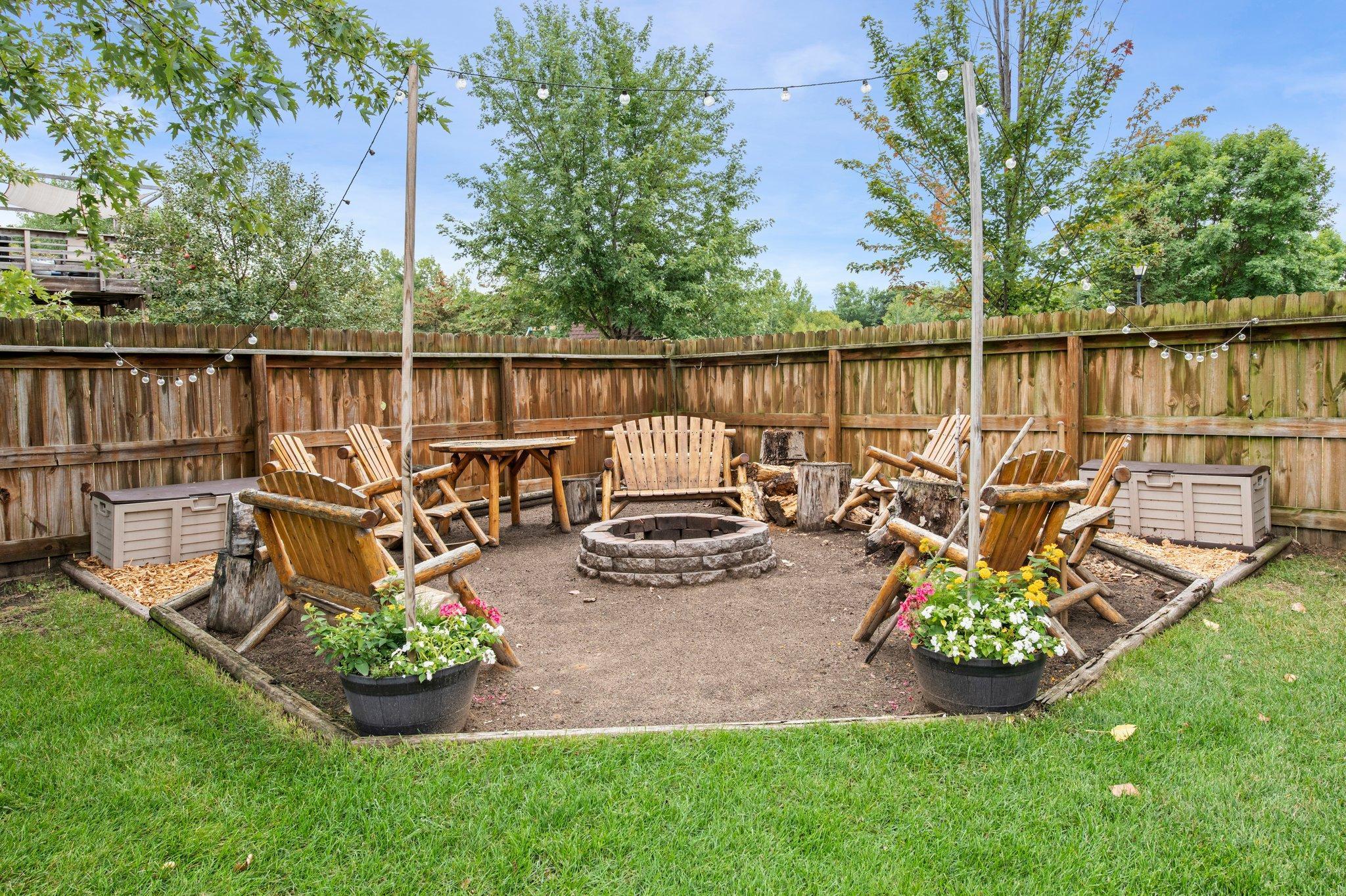 2200 Bridgewater Boulevard S