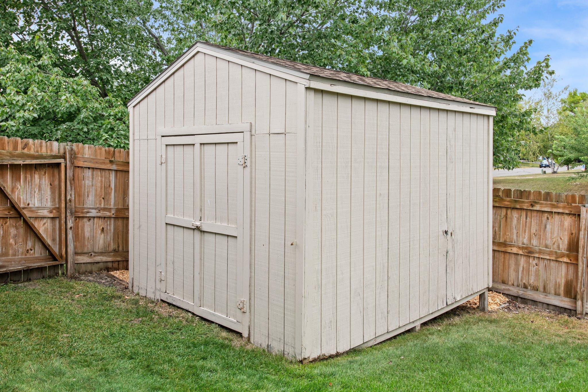 2200 Bridgewater Boulevard S