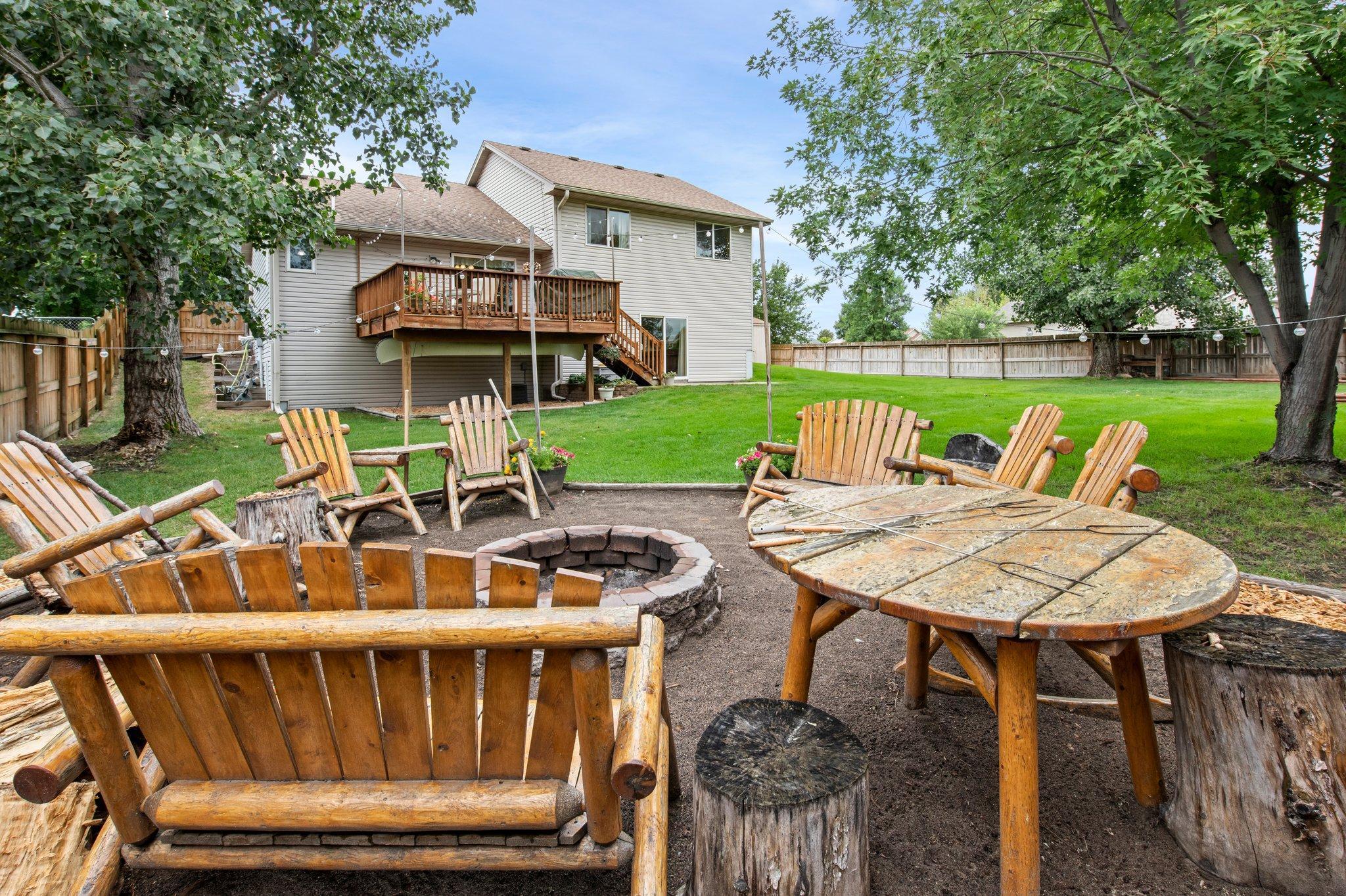 2200 Bridgewater Boulevard S