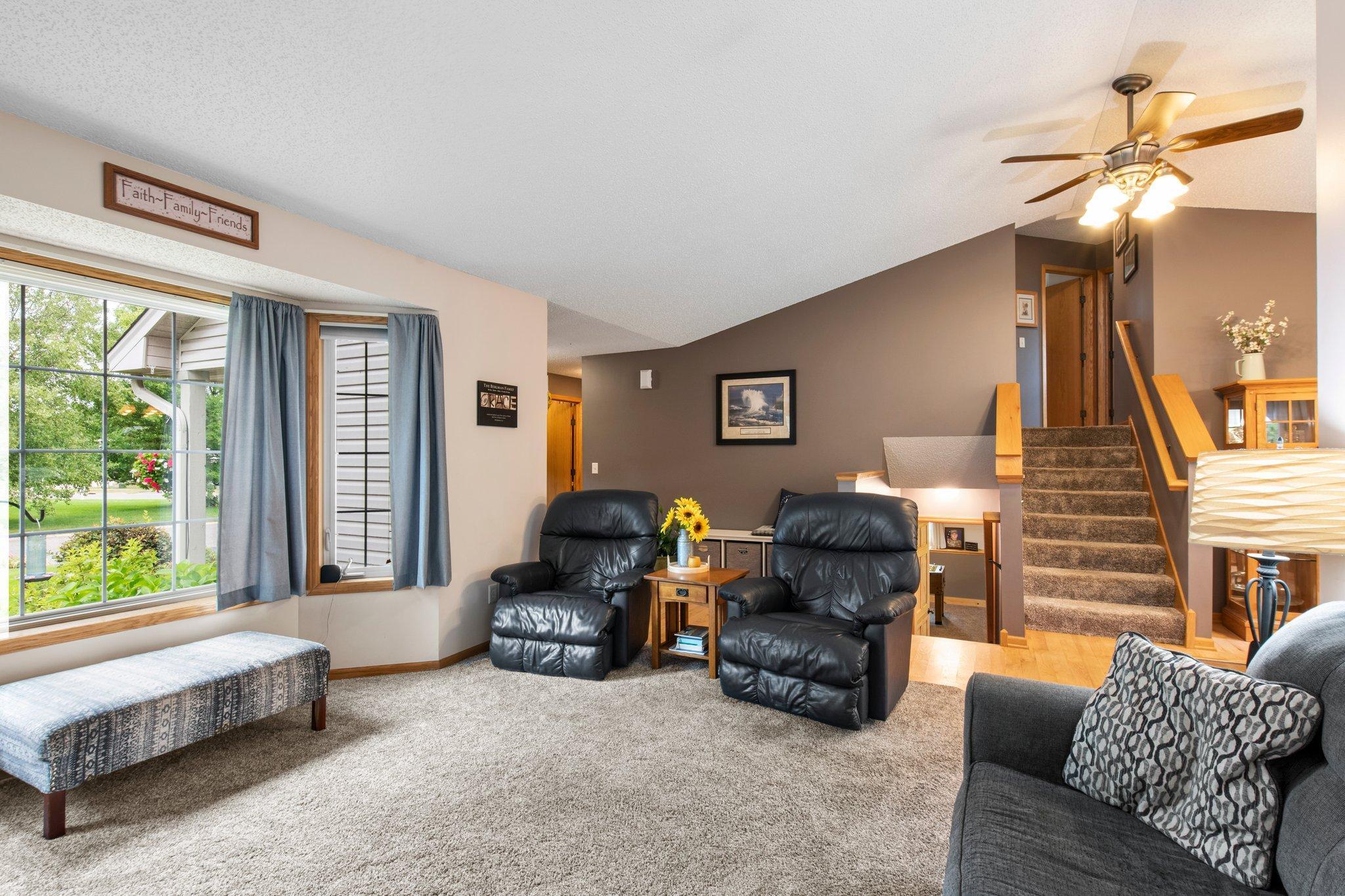 2200 Bridgewater Boulevard S