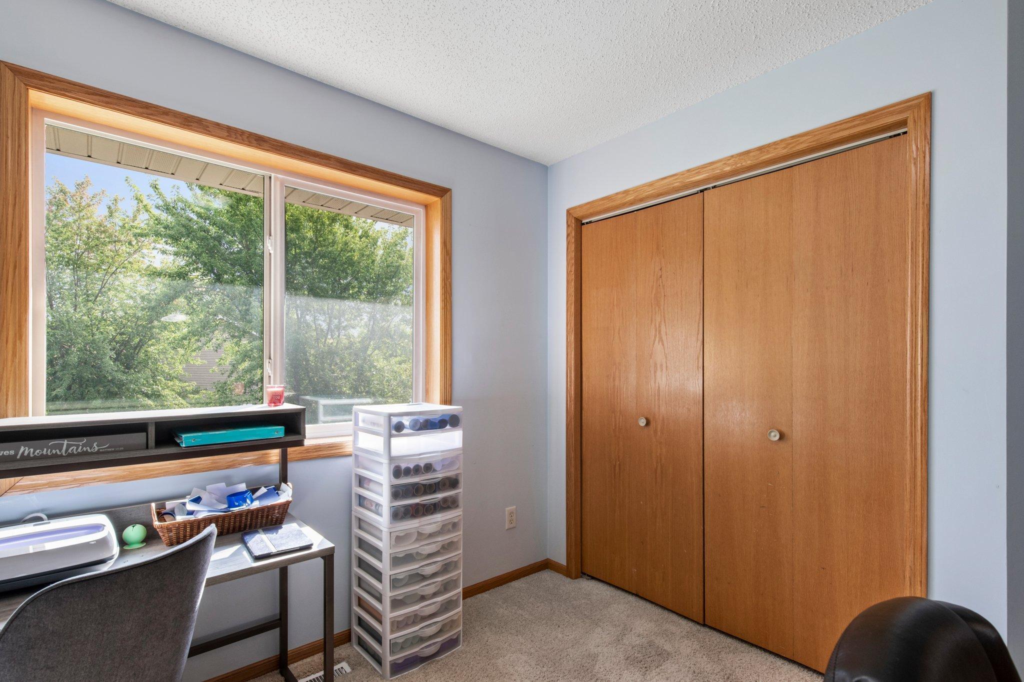 2200 Bridgewater Boulevard S