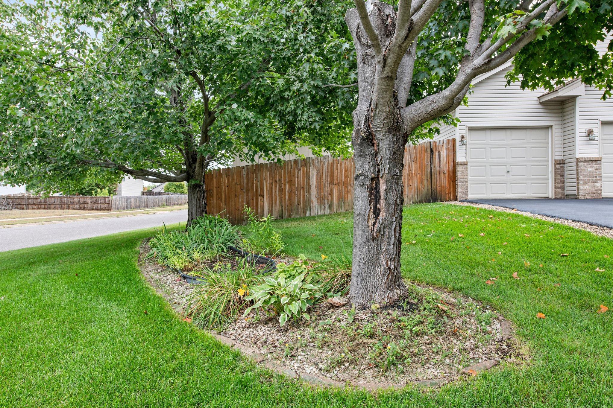 2200 Bridgewater Boulevard S