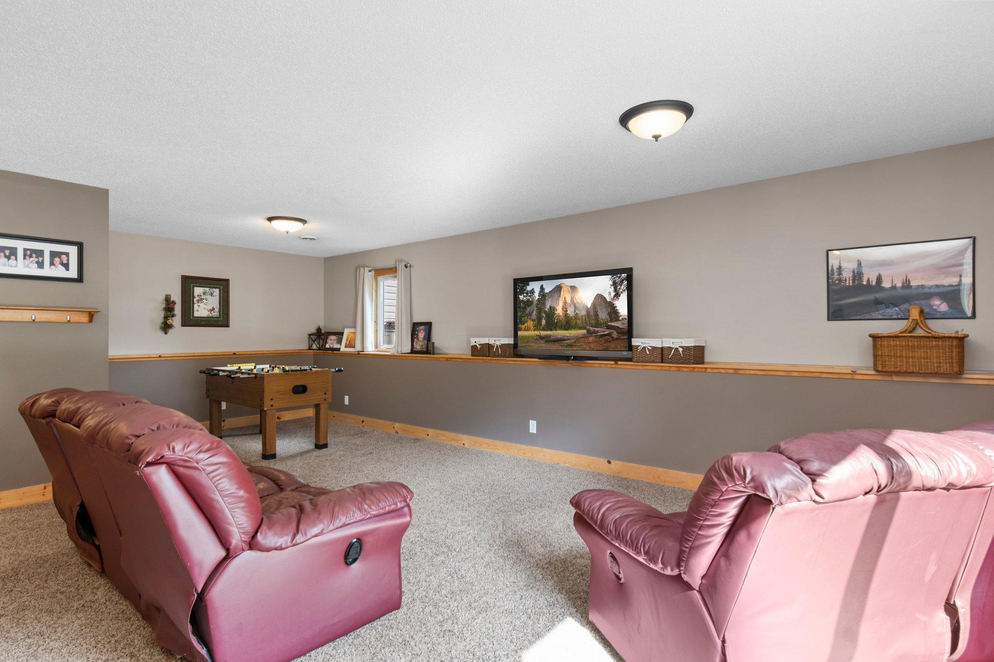 2200 Bridgewater Boulevard S