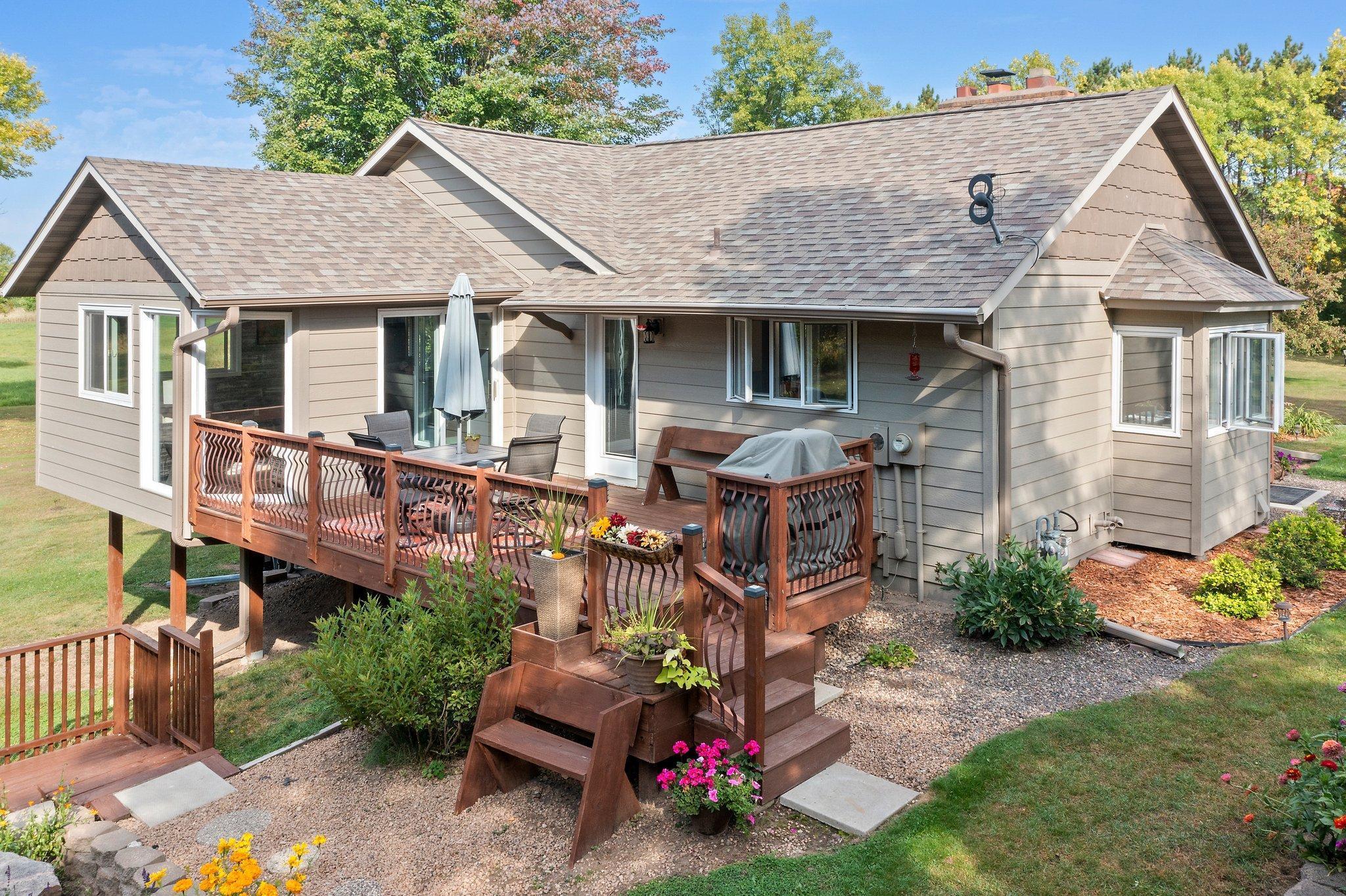 1009 Quail Street