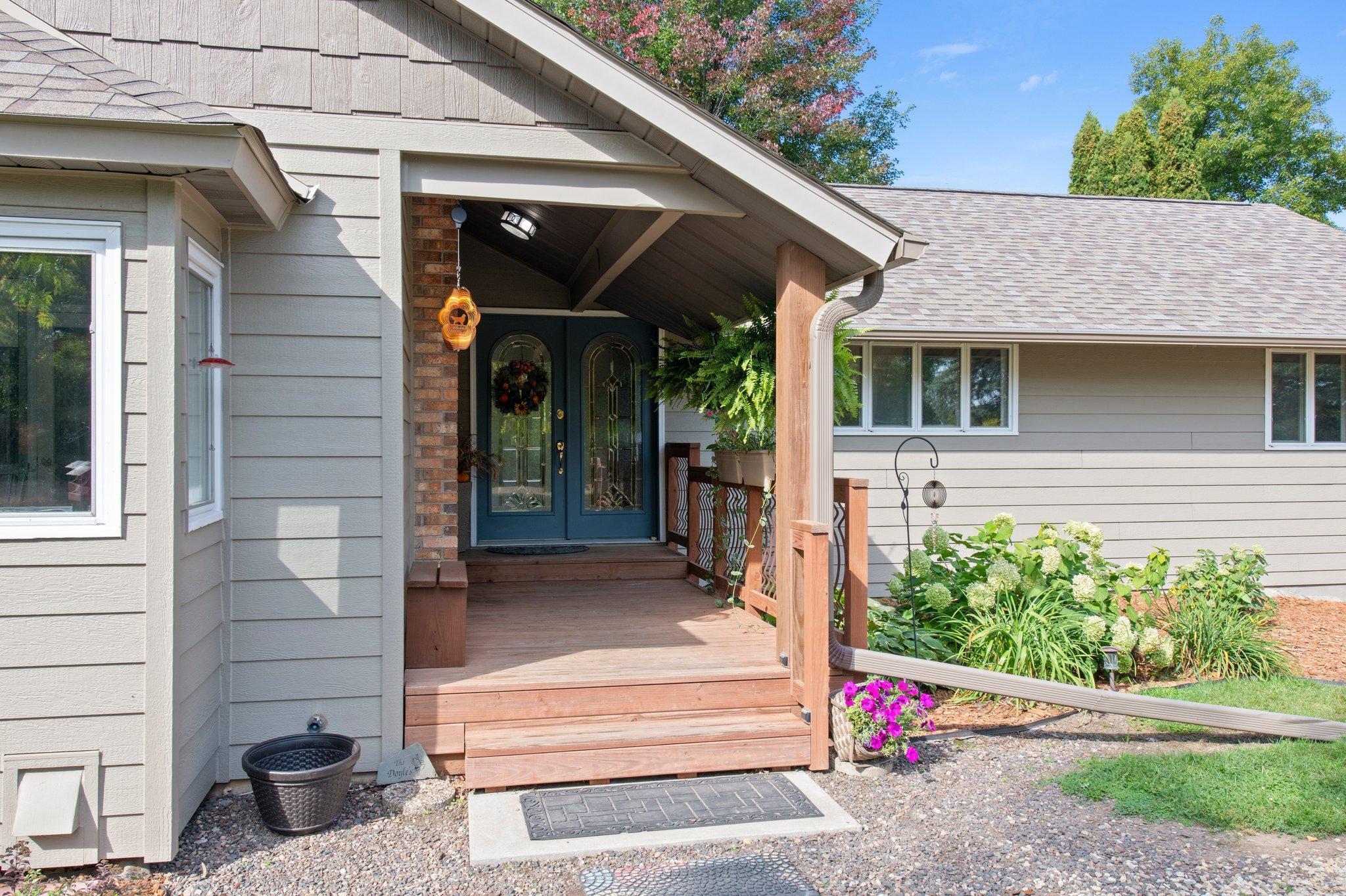 1009 Quail Street