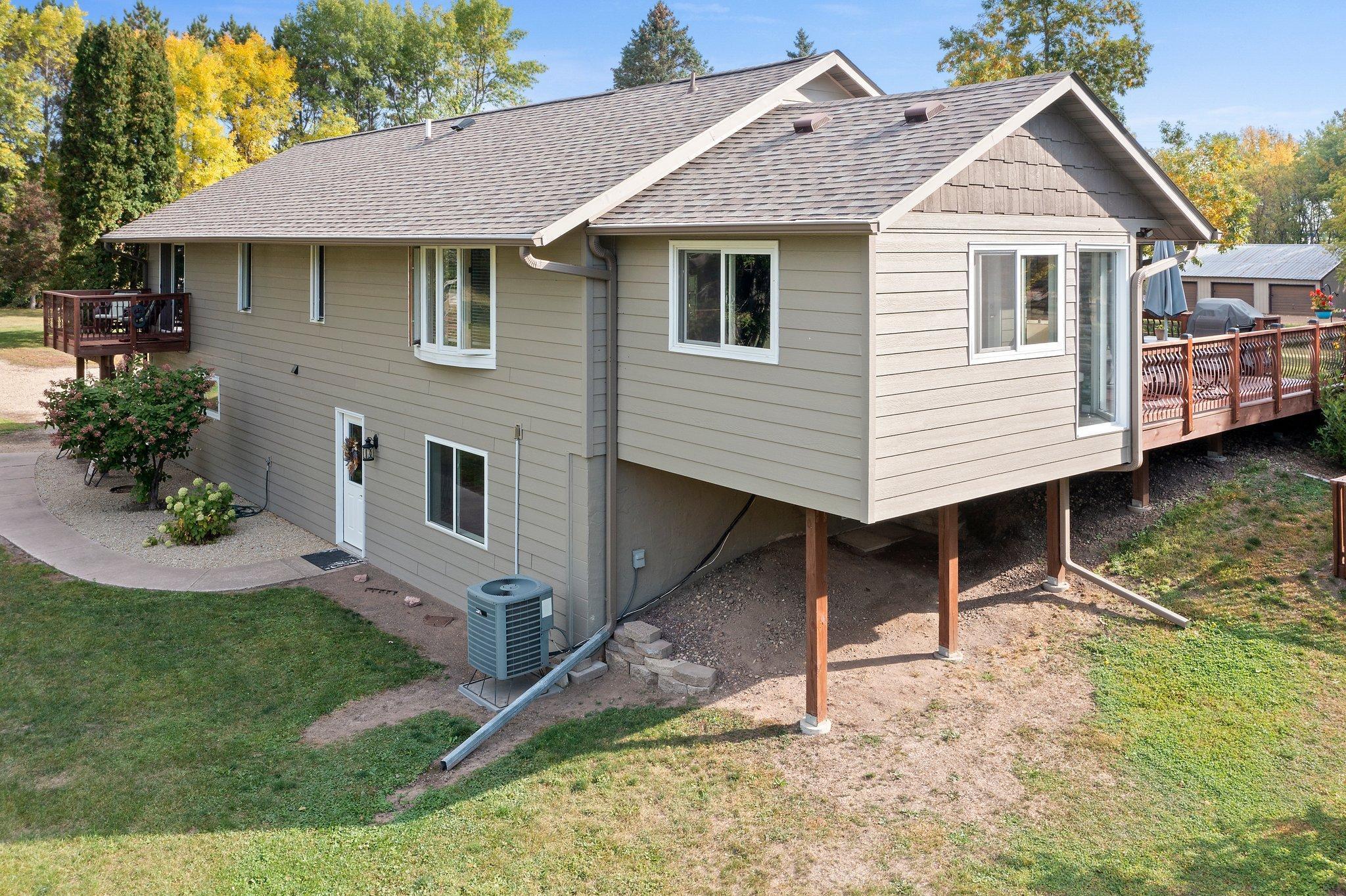 1009 Quail Street