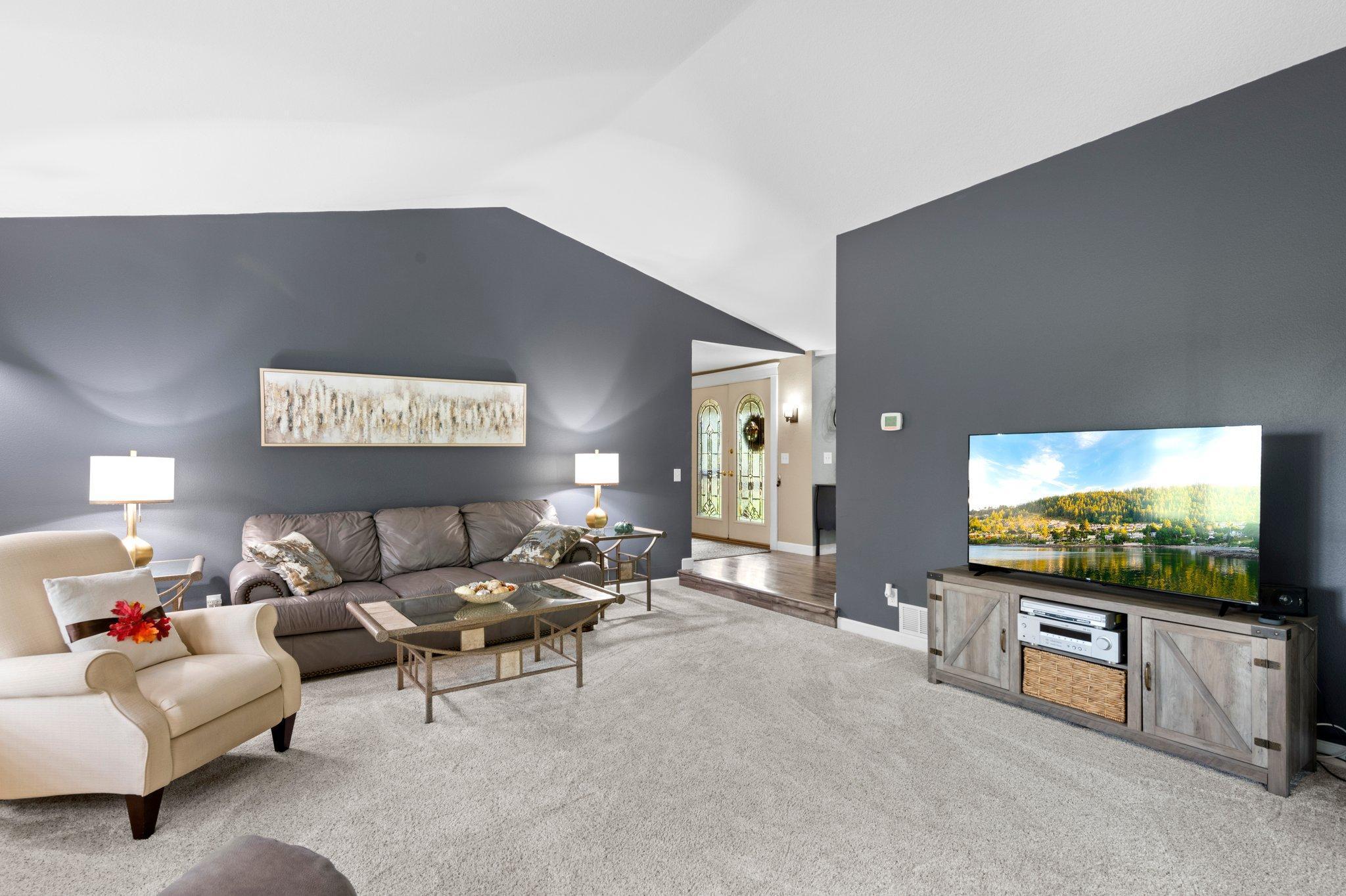 1009 Quail Street