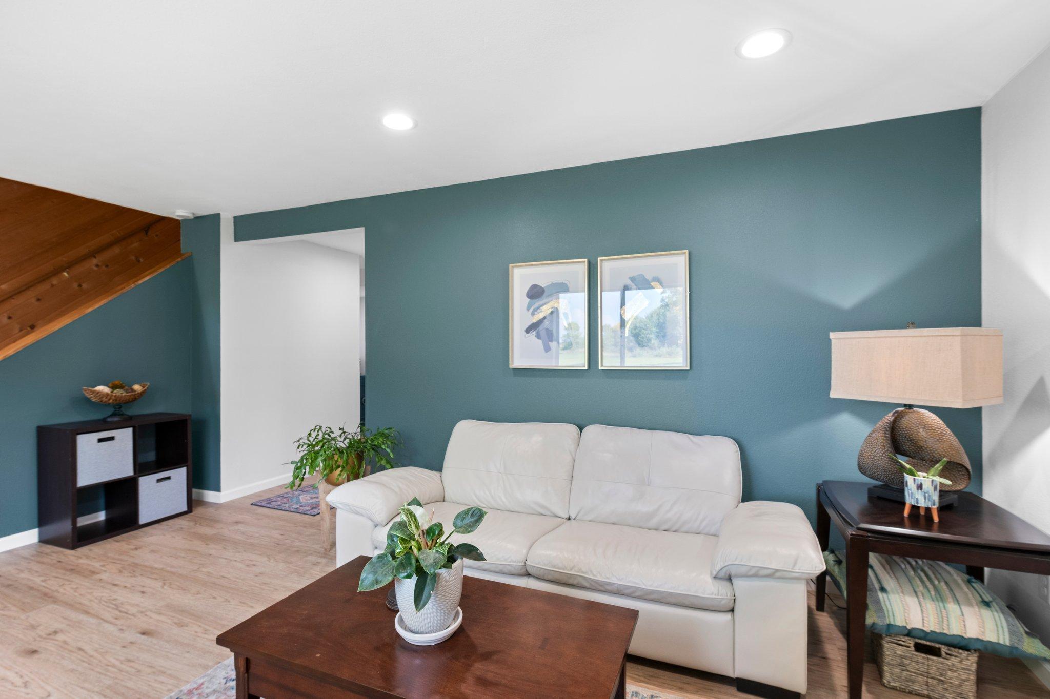 1009 Quail Street