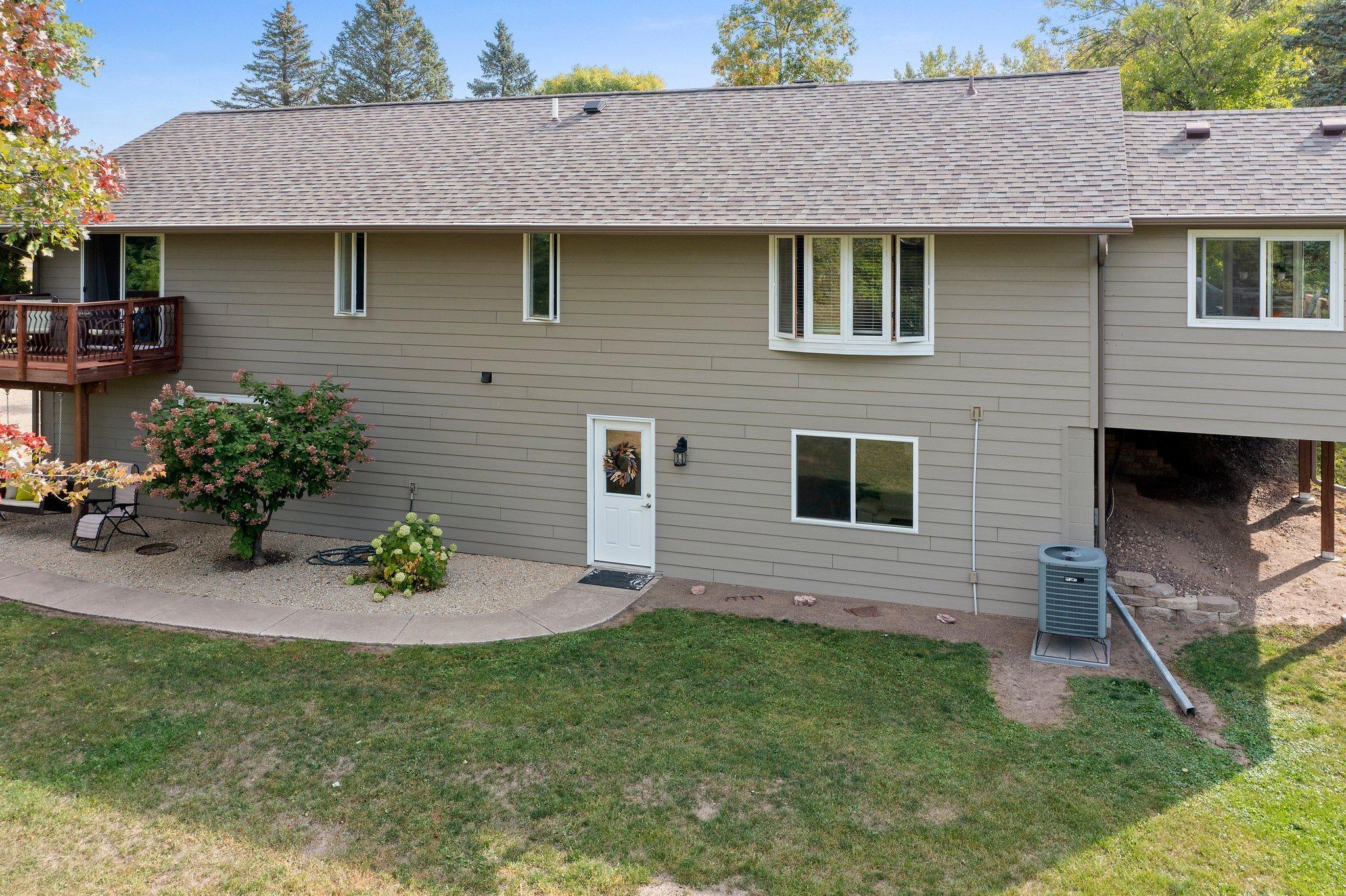 1009 Quail Street