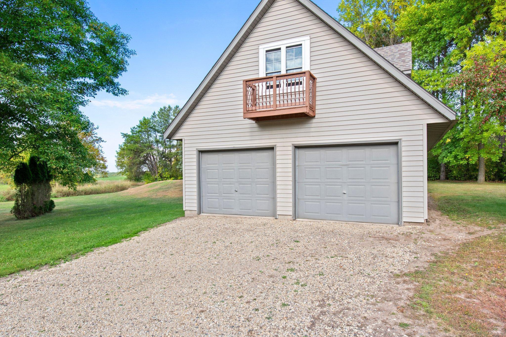 1009 Quail Street