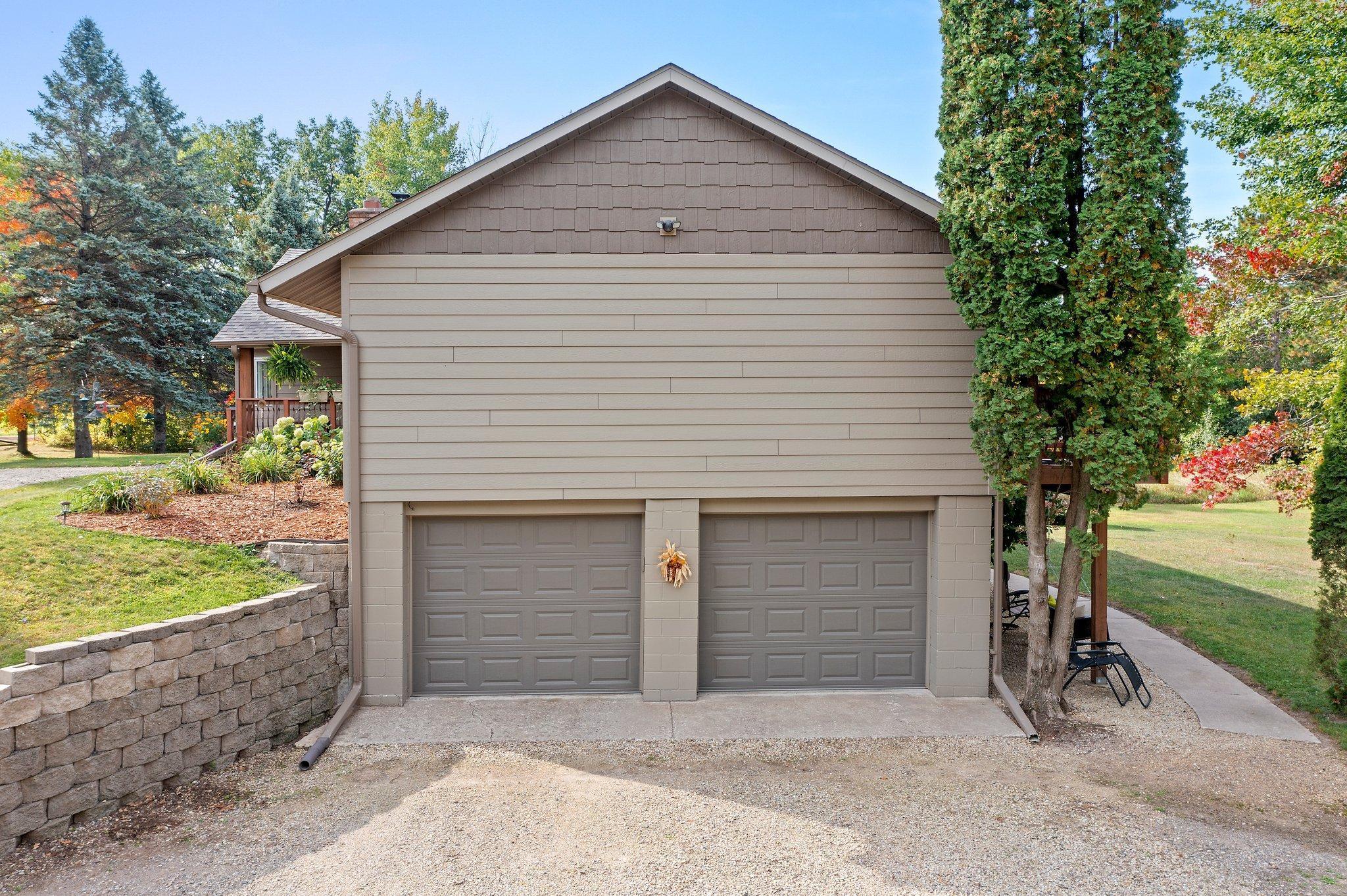 1009 Quail Street