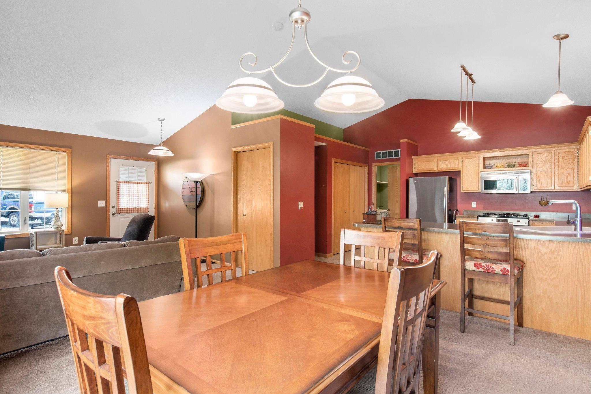 809 Shady Ridge Lane