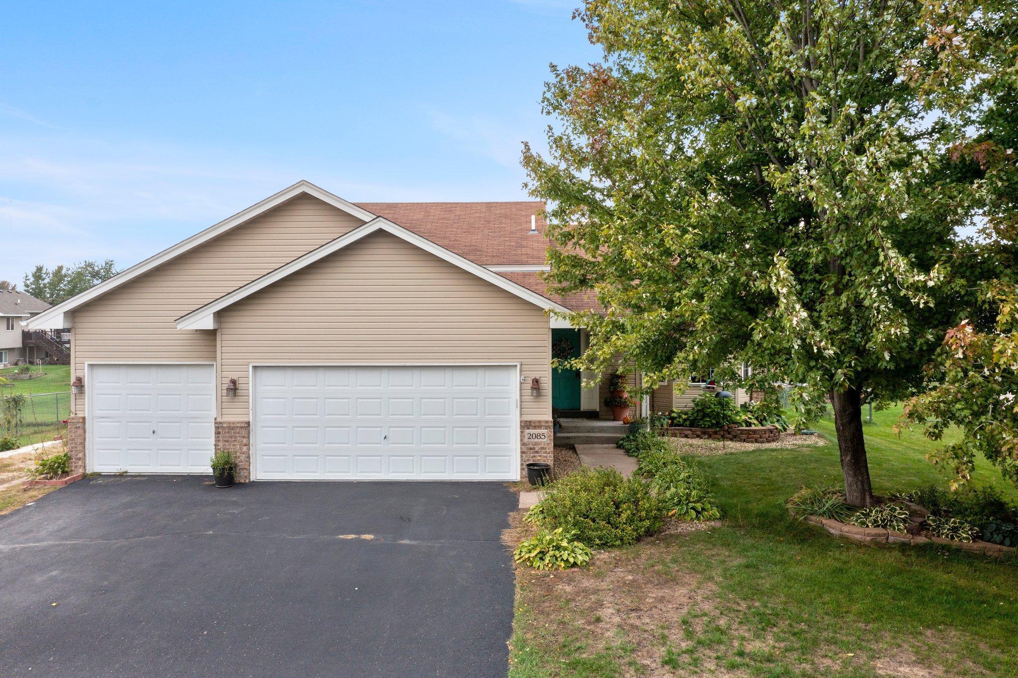 2085 Bridgewater Boulevard S