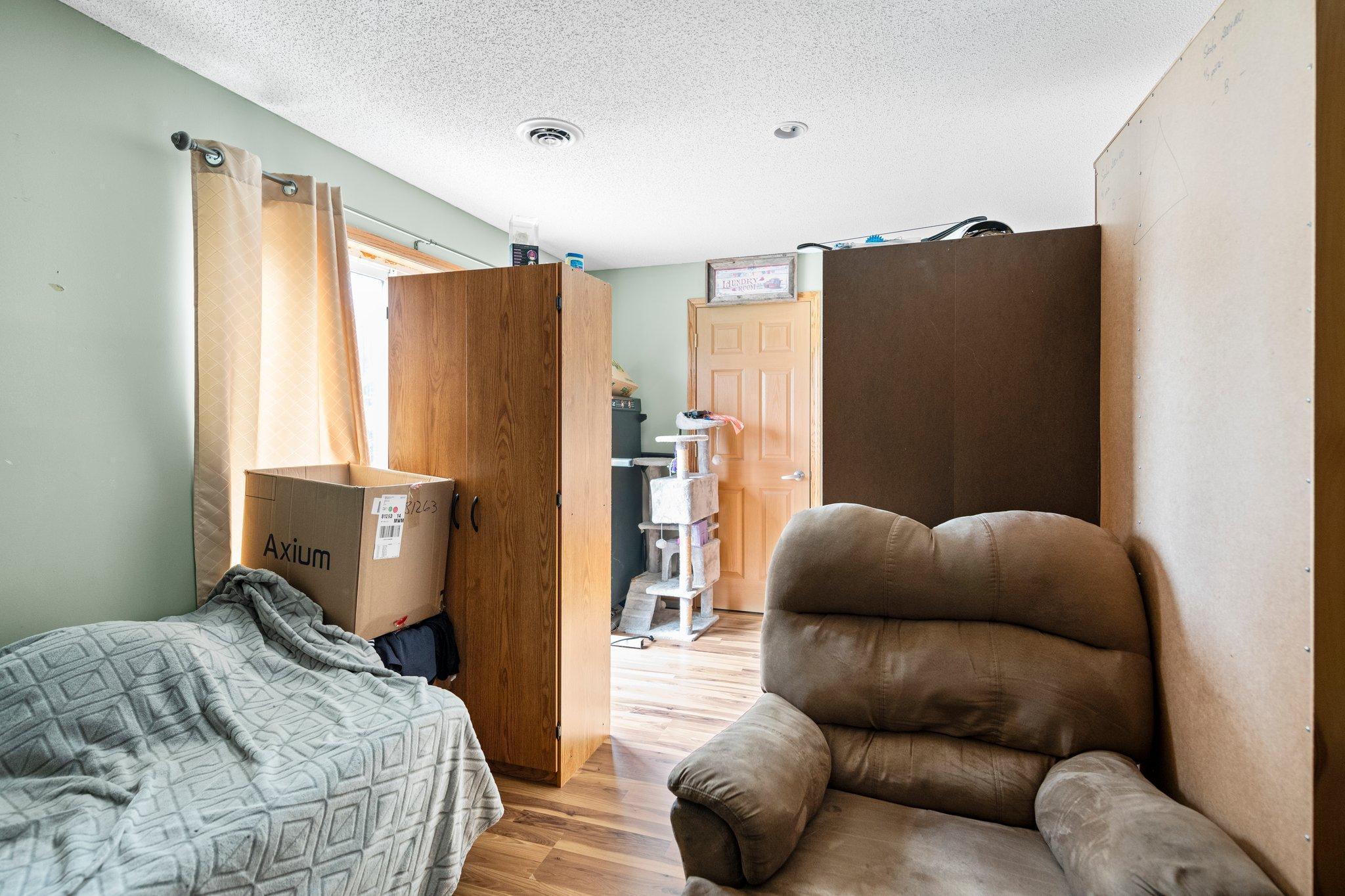 2085 Bridgewater Boulevard S