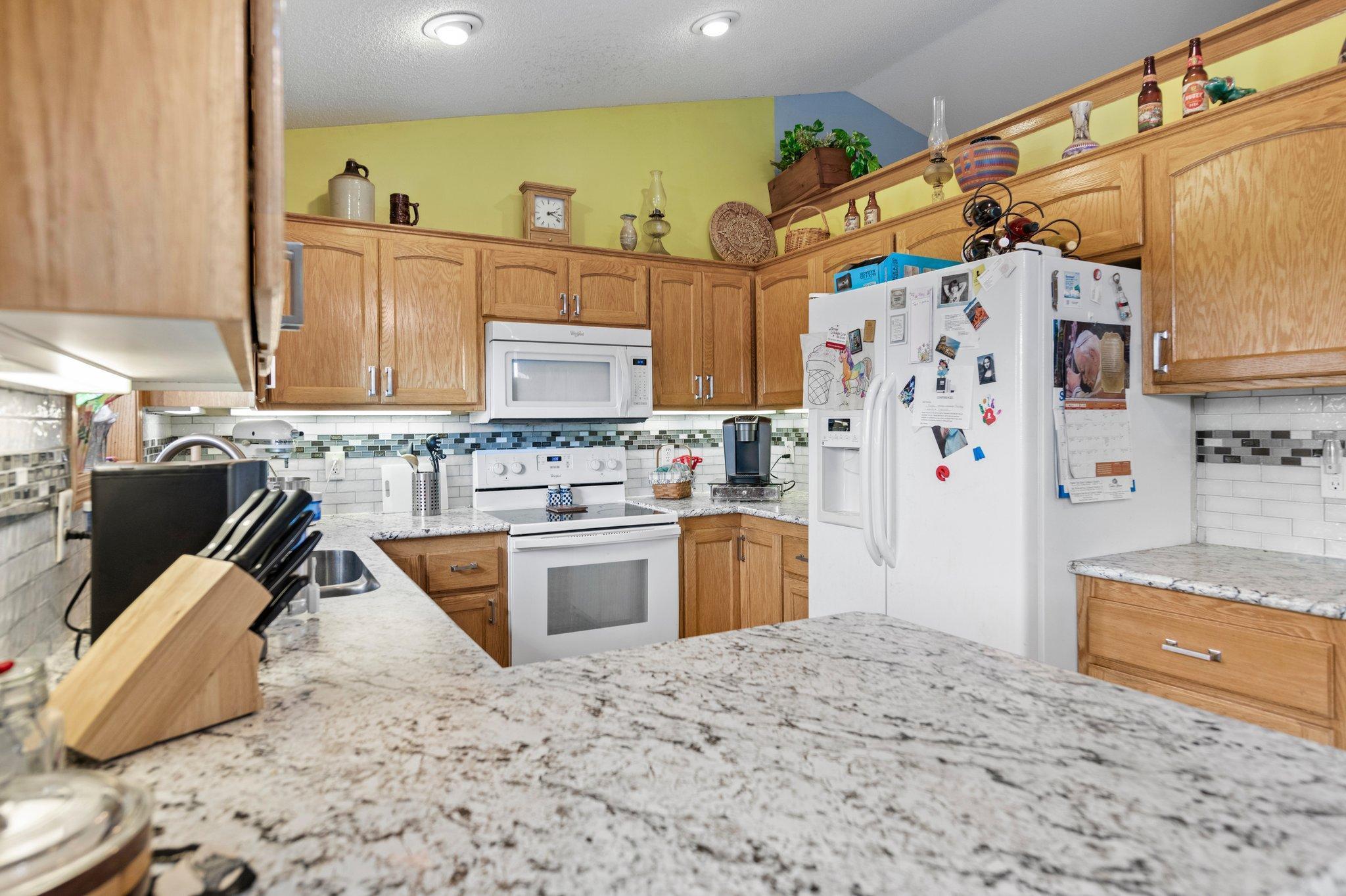 2085 Bridgewater Boulevard S