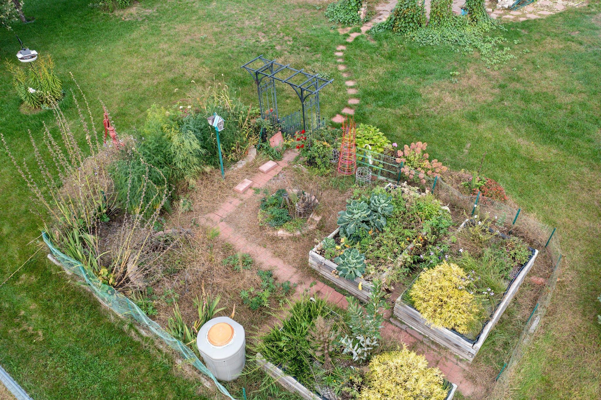 2085 Bridgewater Boulevard S