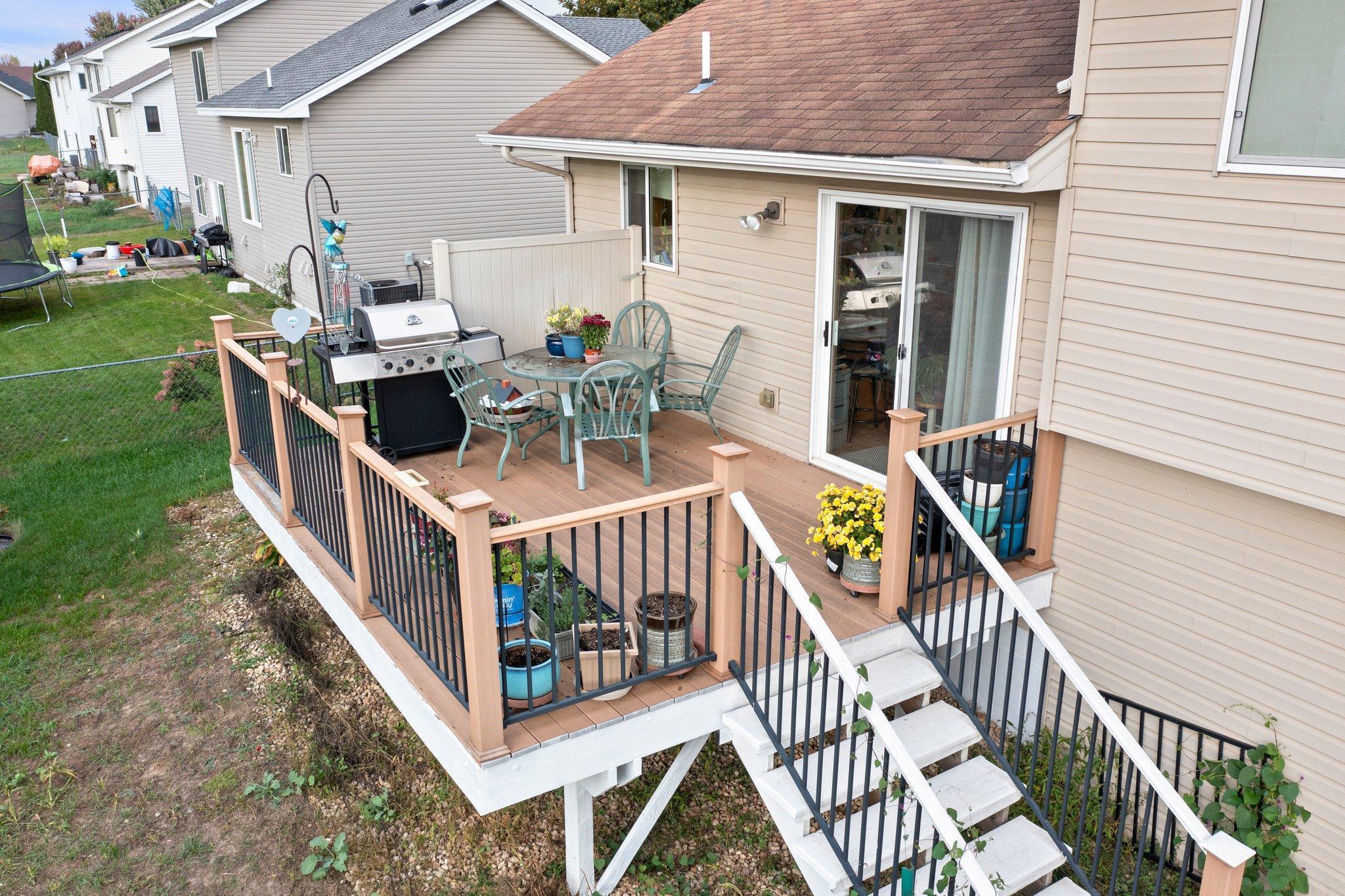 2085 Bridgewater Boulevard S