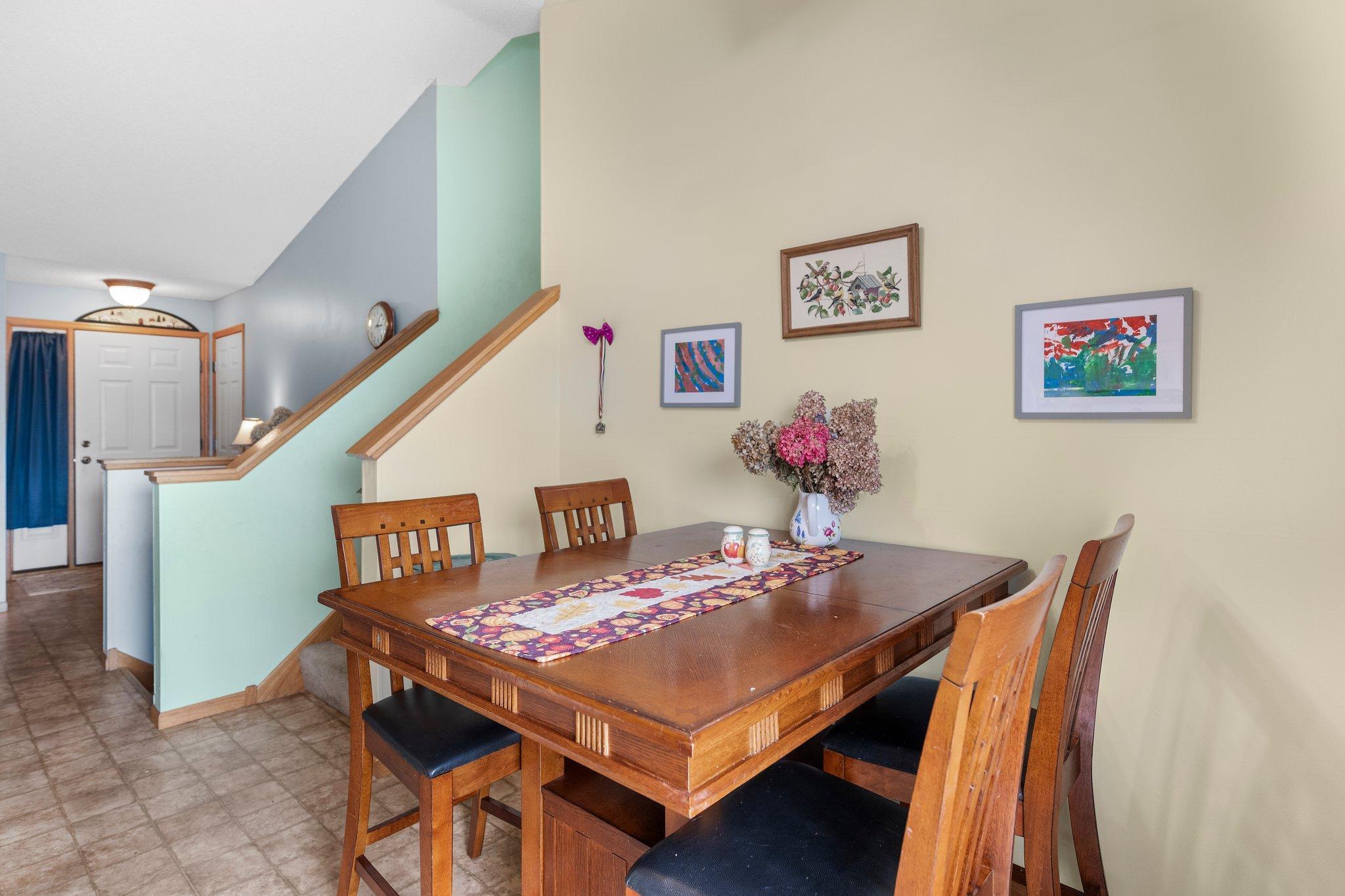 2085 Bridgewater Boulevard S