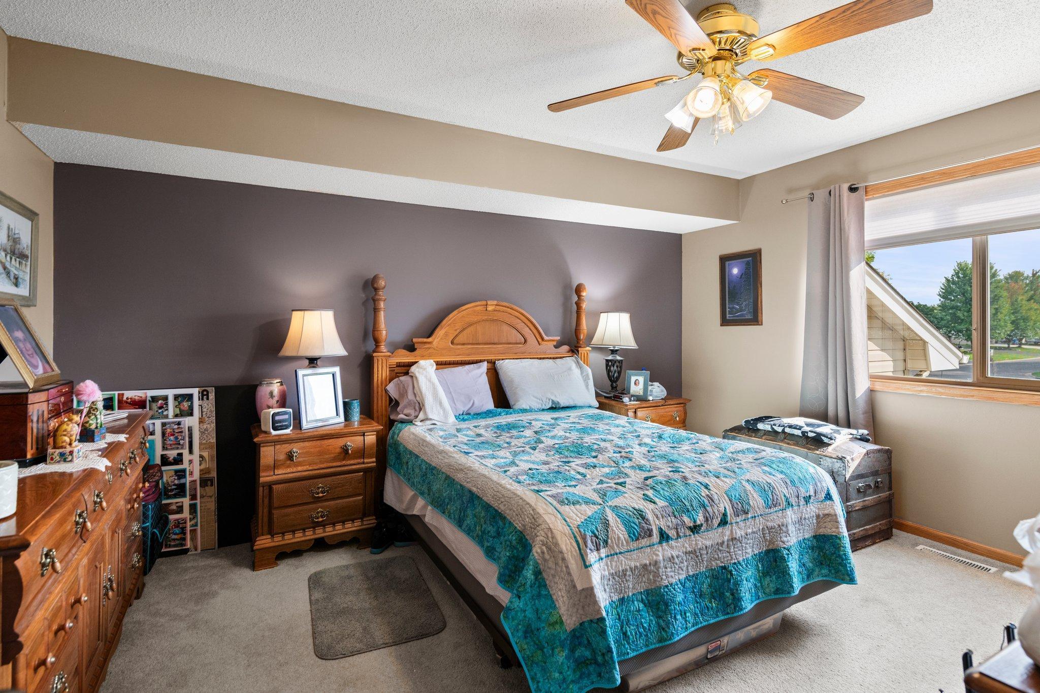 2085 Bridgewater Boulevard S