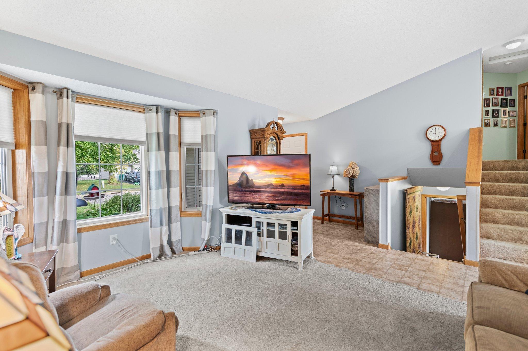 2085 Bridgewater Boulevard S