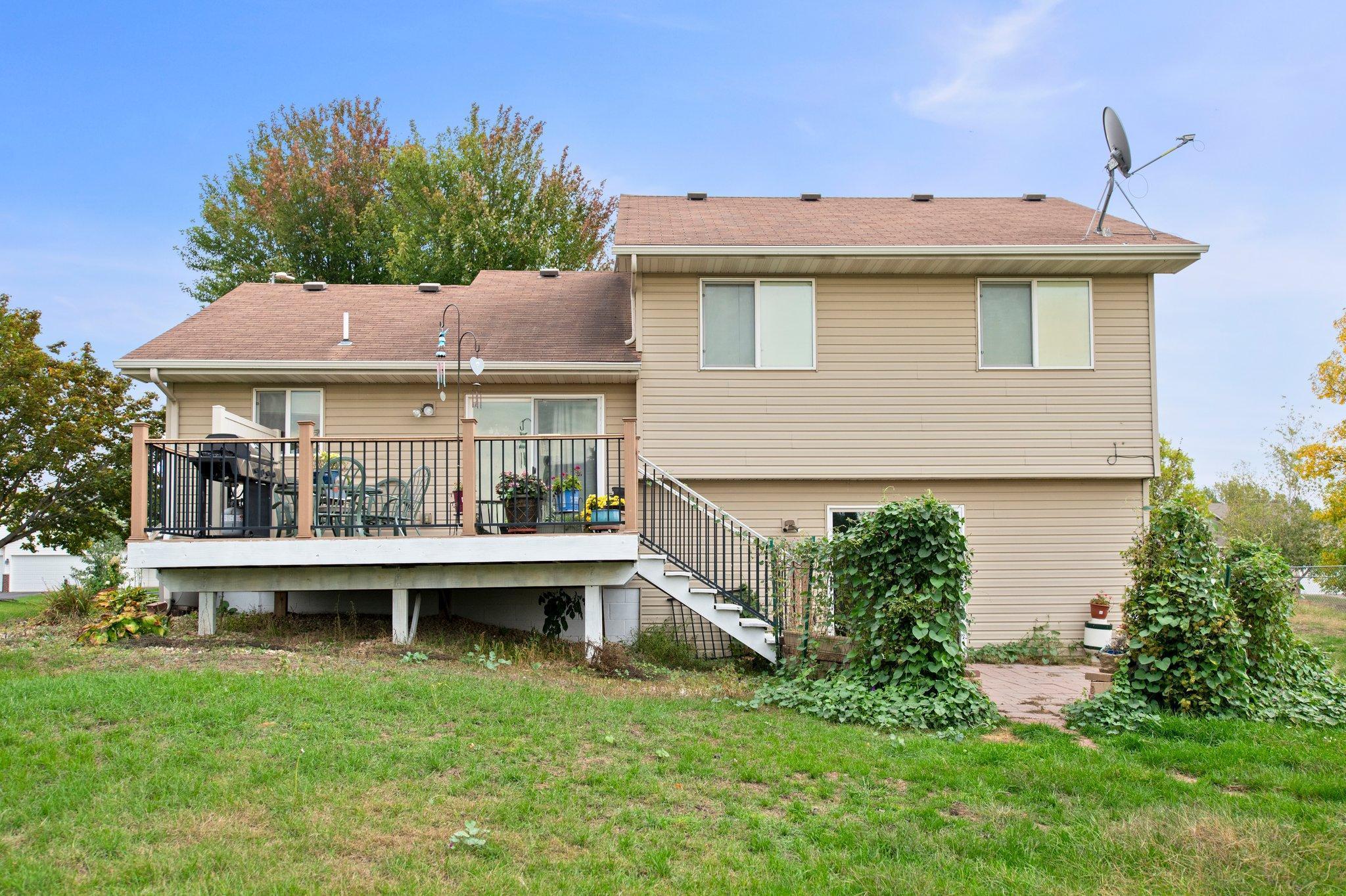 2085 Bridgewater Boulevard S