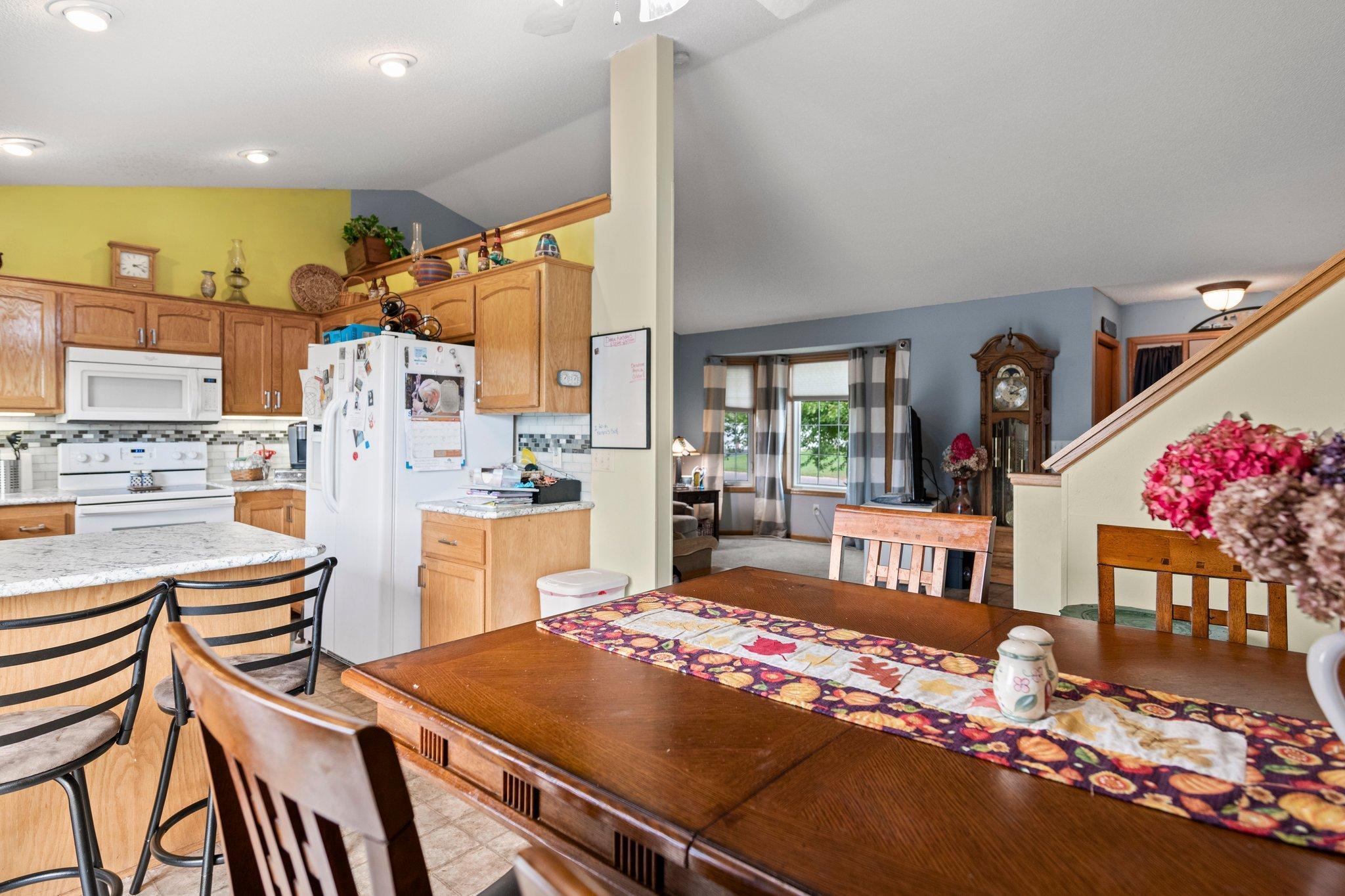 2085 Bridgewater Boulevard S