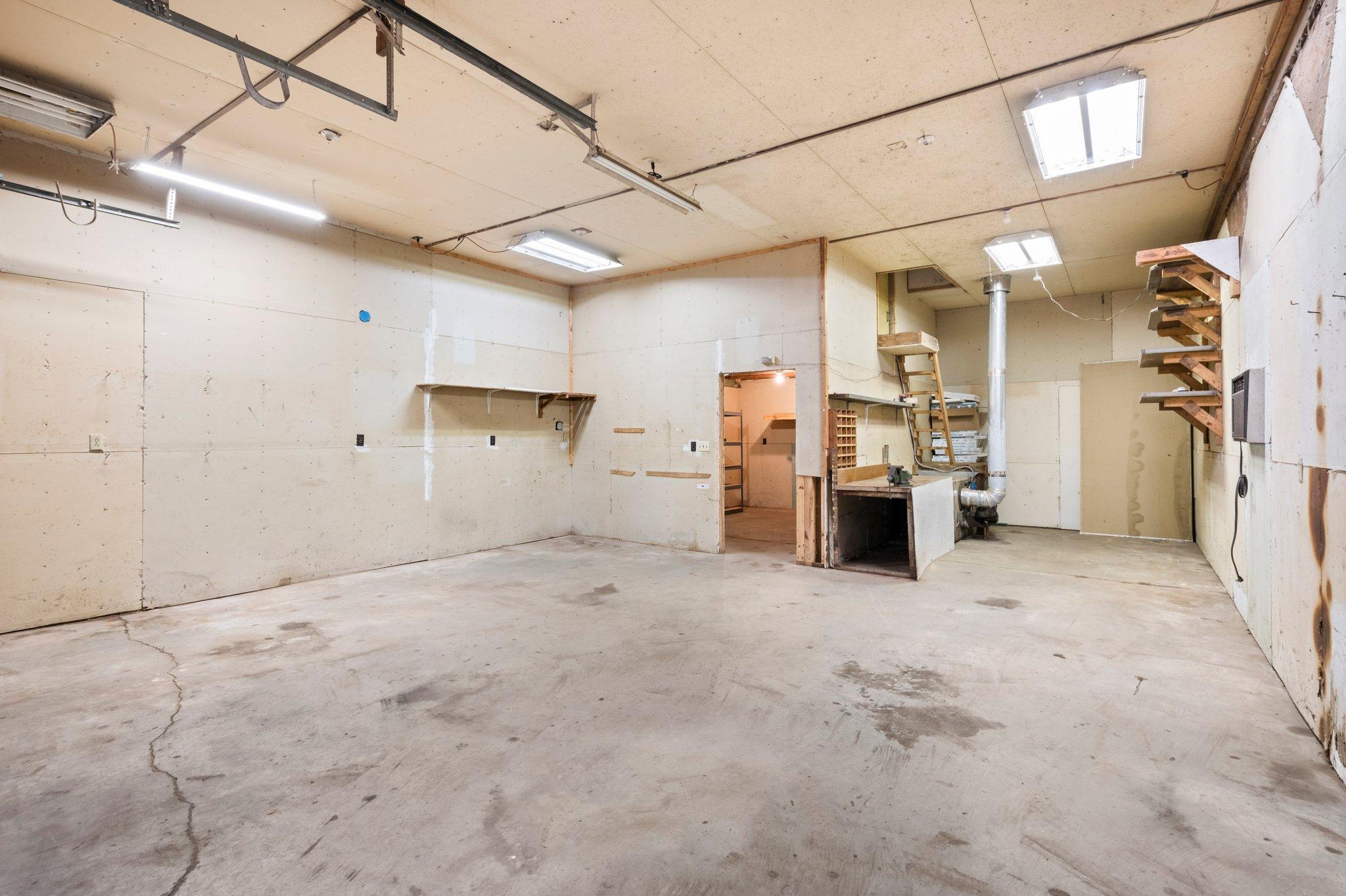 29748 Feldspar Street NW