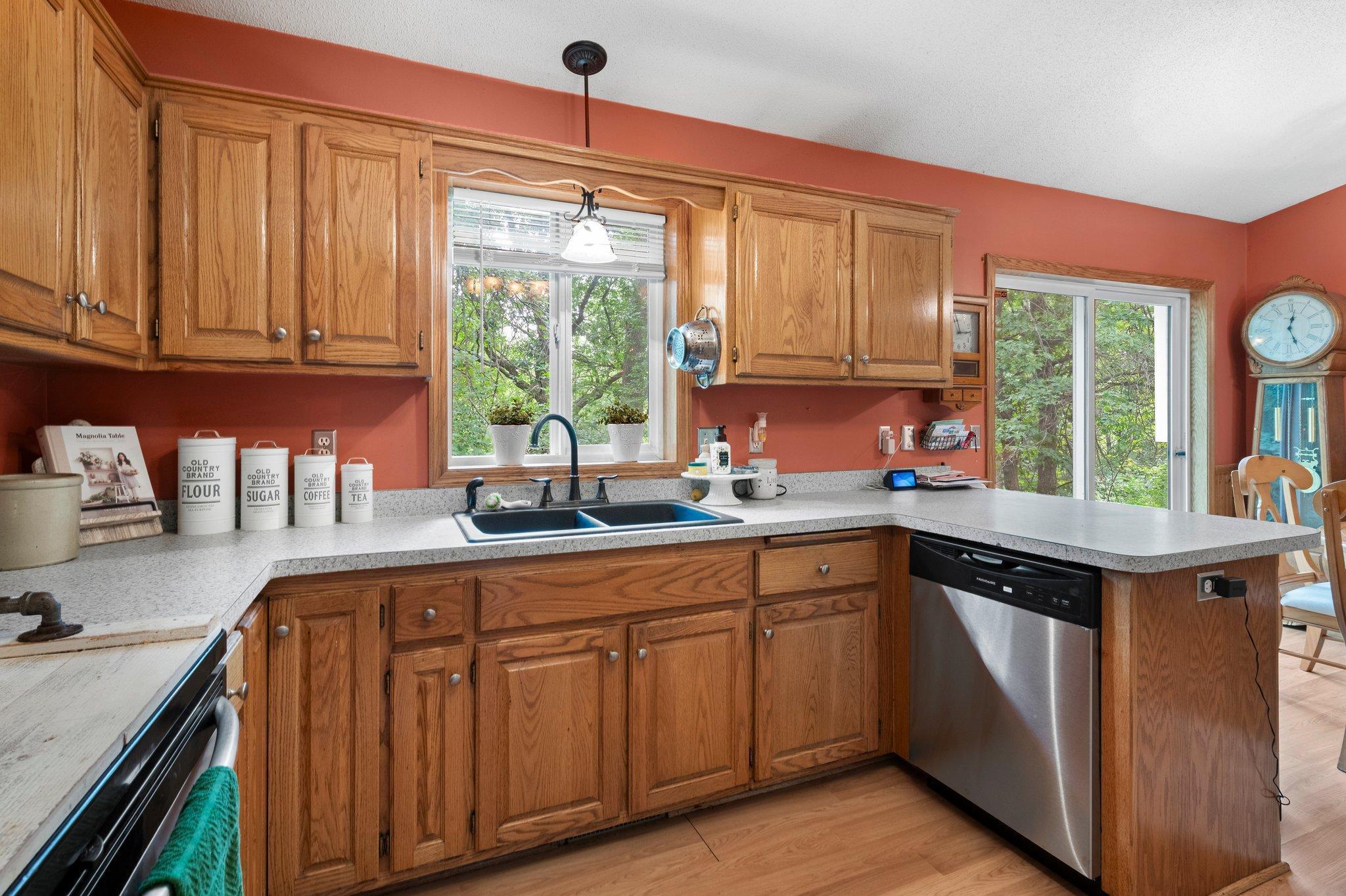 609 Rum River Drive SW