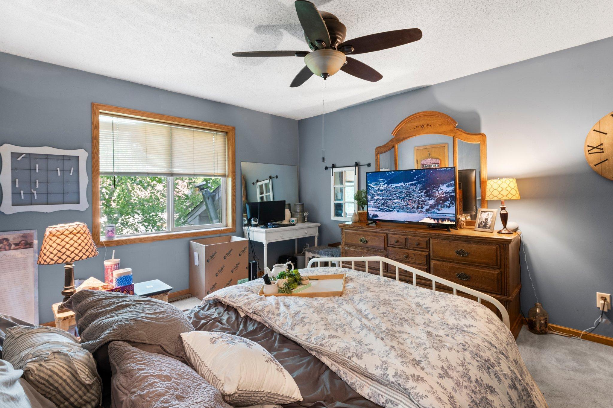 609 Rum River Drive SW