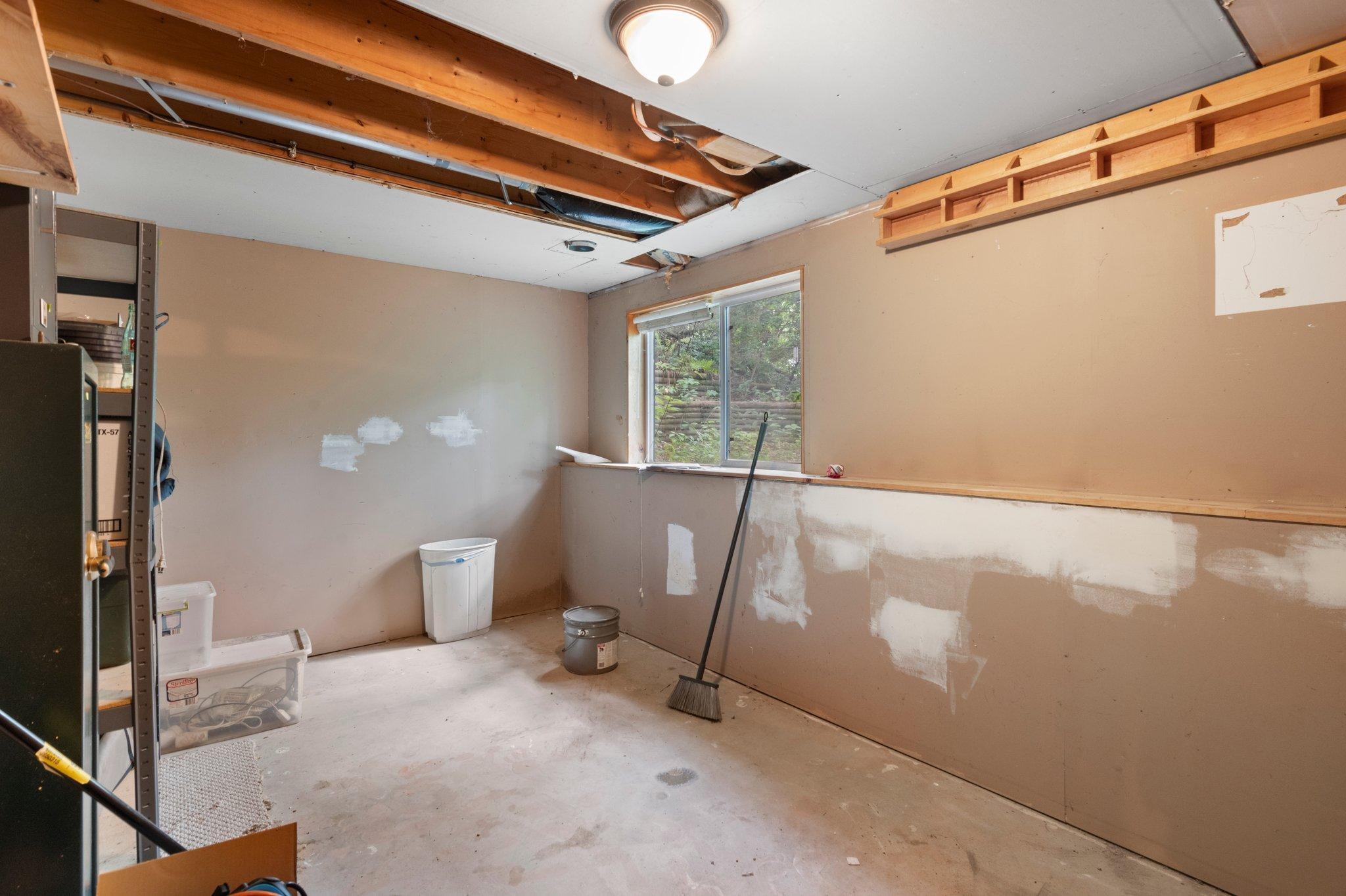 609 Rum River Drive SW